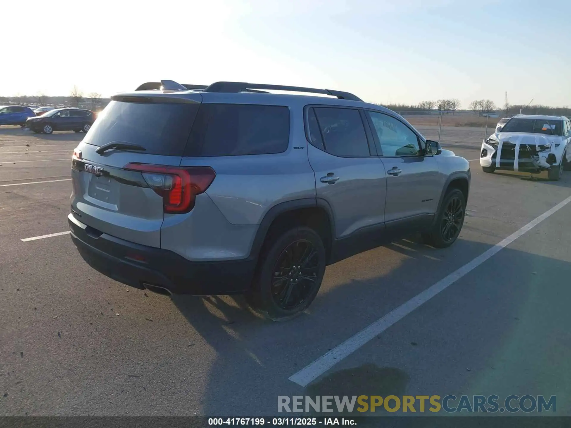 4 fotografías del automóvil dañado 1GKKNMLS8PZ212914 GMC ACADIA 2023