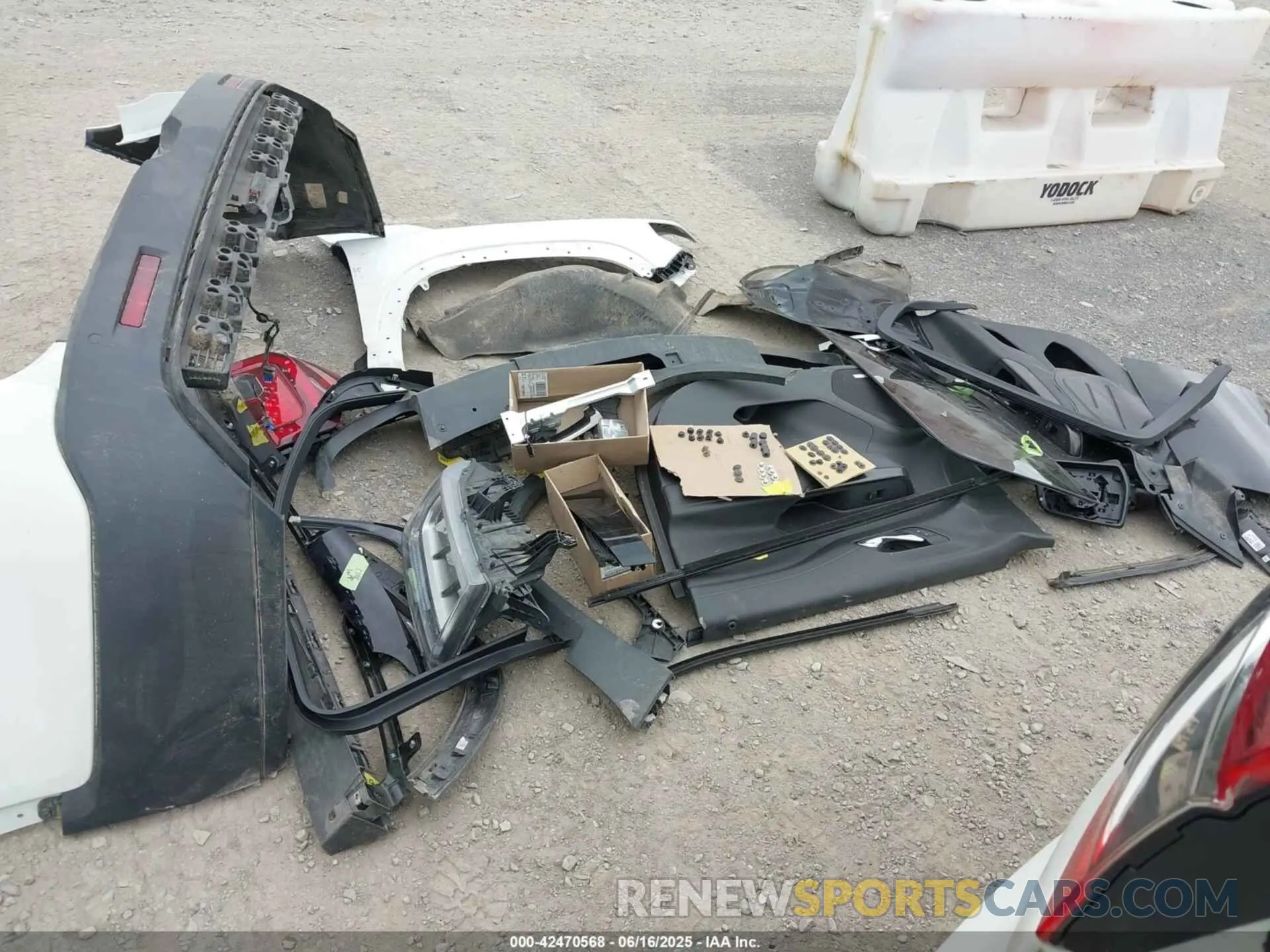 12 fotografías del automóvil dañado 1GKKNUL43PZ102273 GMC ACADIA 2023