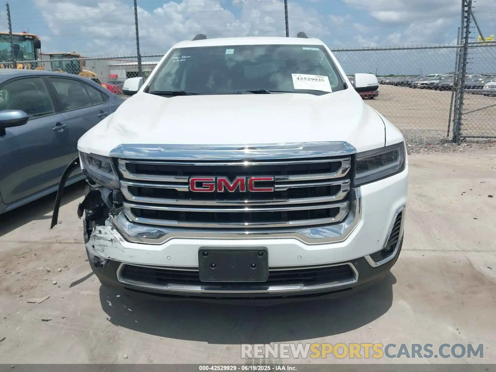 12 fotografías del automóvil dañado 1GKKNUL45PZ201984 GMC ACADIA 2023