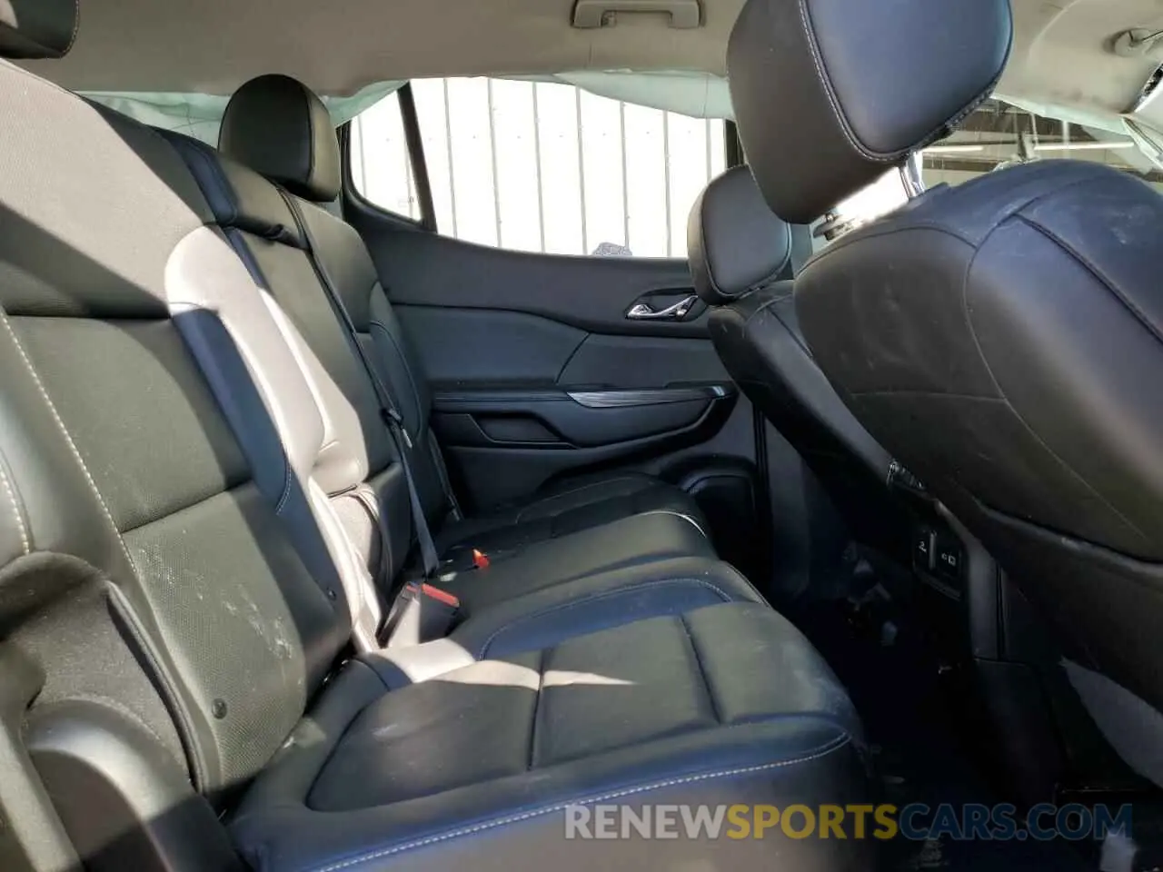 11 fotografías del automóvil dañado 1GKKNUL47PZ250684 GMC ACADIA 2023
