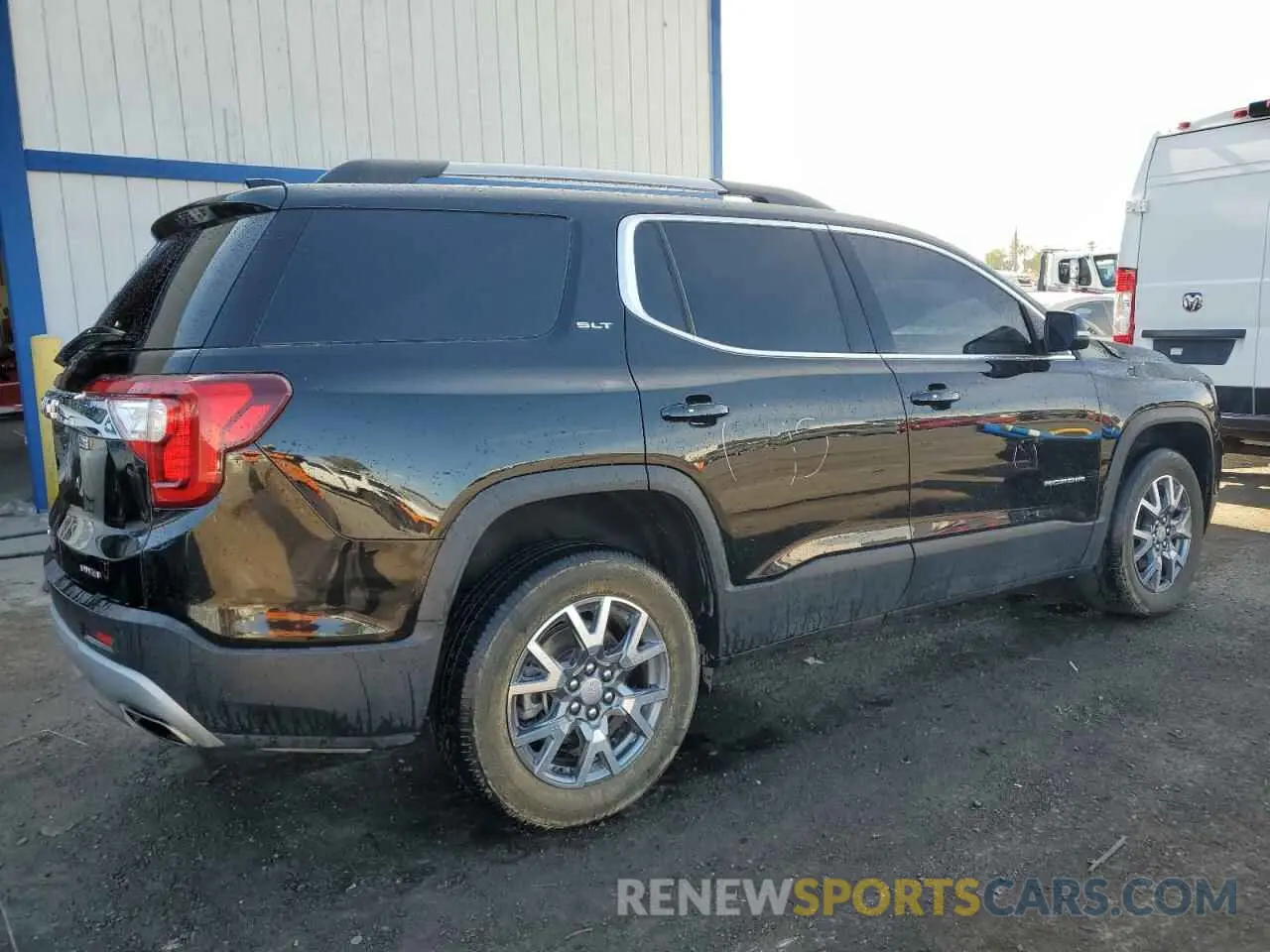 3 fotografías del automóvil dañado 1GKKNUL4XPZ208462 GMC ACADIA 2023