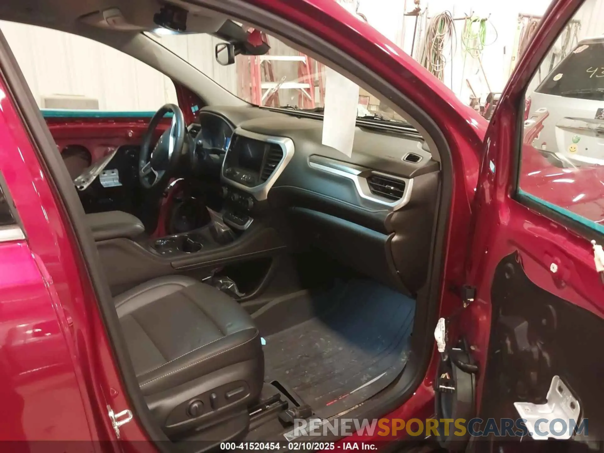 5 fotografías del automóvil dañado 1GKKNULS0PZ255501 GMC ACADIA 2023