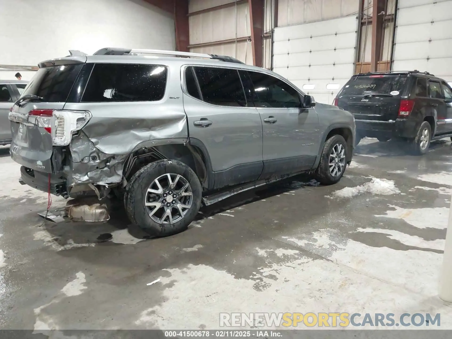 4 fotografías del automóvil dañado 1GKKNULS7PZ246083 GMC ACADIA 2023