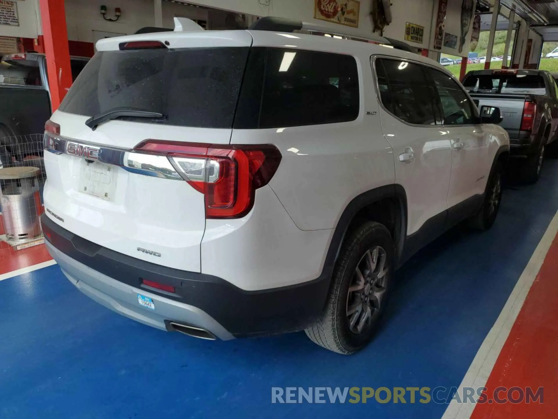 15 fotografías del automóvil dañado 1GKKNULSXPZ131073 GMC ACADIA 2023