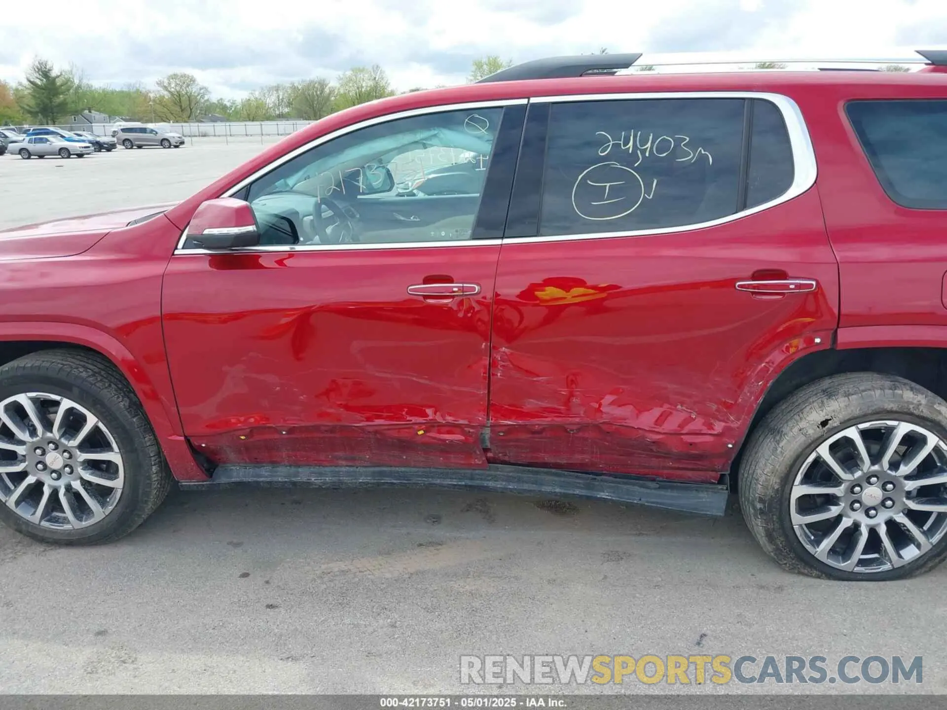 6 fotografías del automóvil dañado 1GKKNXL47PZ125749 GMC ACADIA 2023