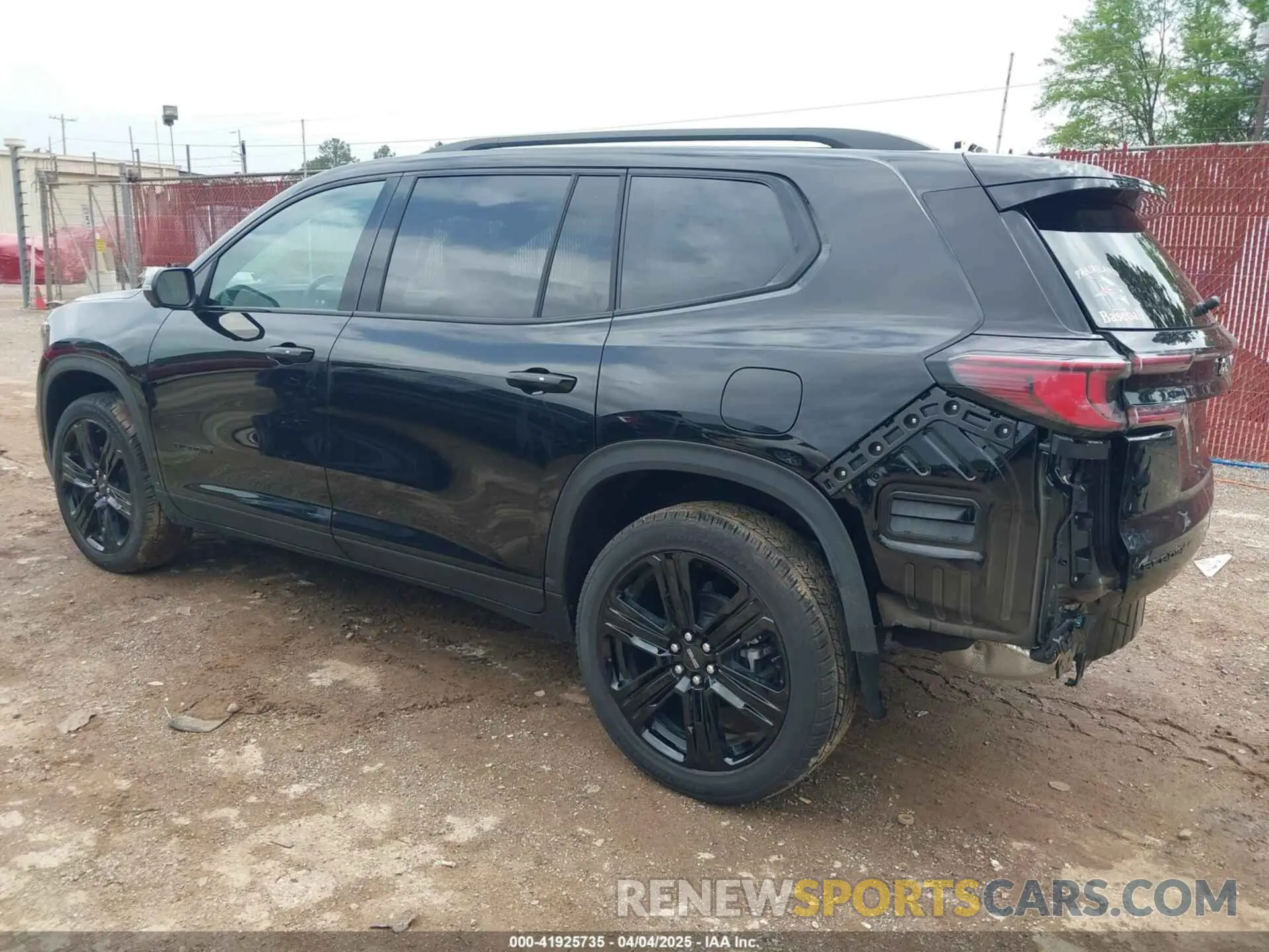 3 fotografías del automóvil dañado 1GKENKKS1RJ241563 GMC ACADIA 2024