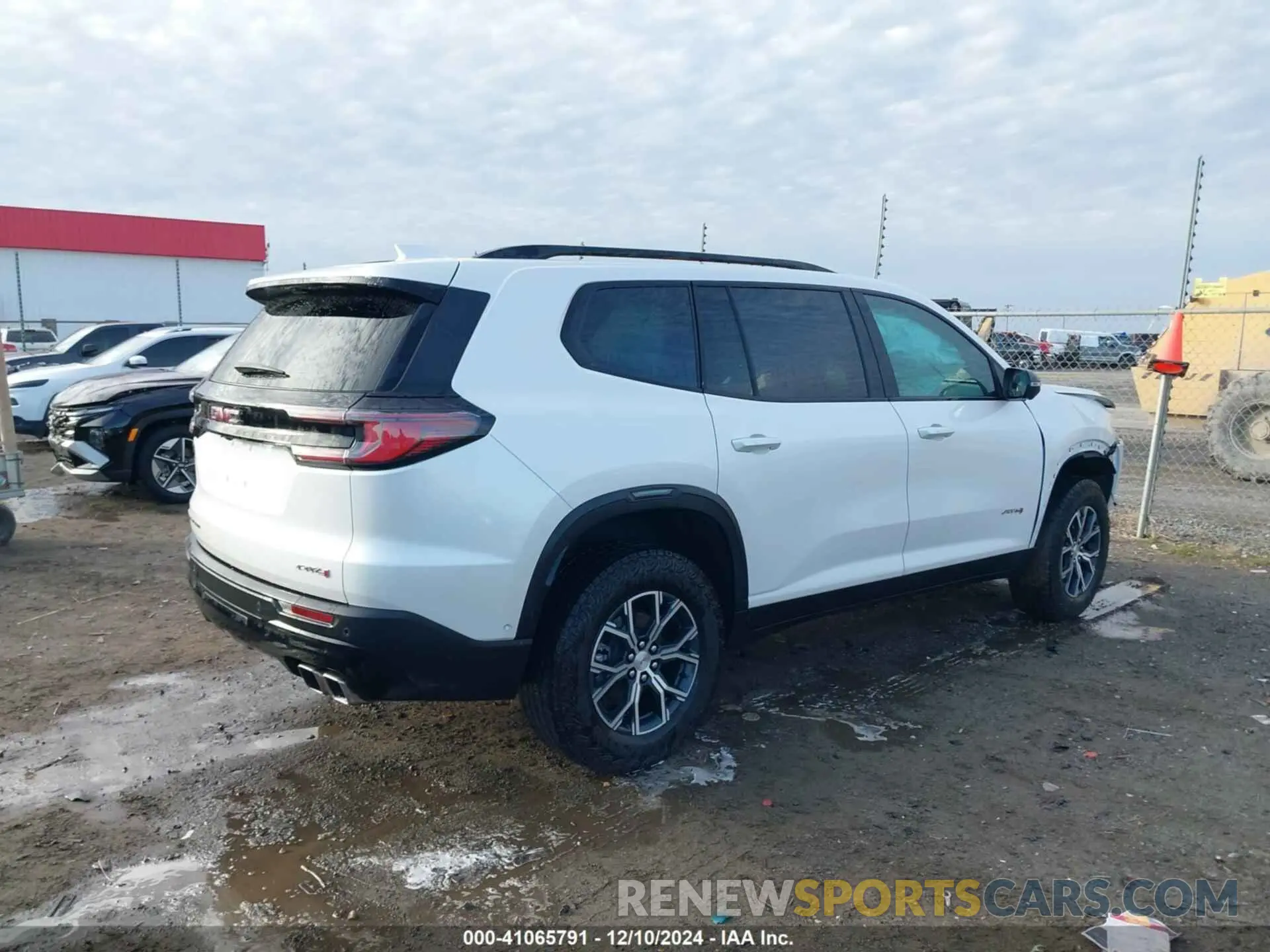 4 fotografías del automóvil dañado 1GKENPKS3RJ186613 GMC ACADIA 2024