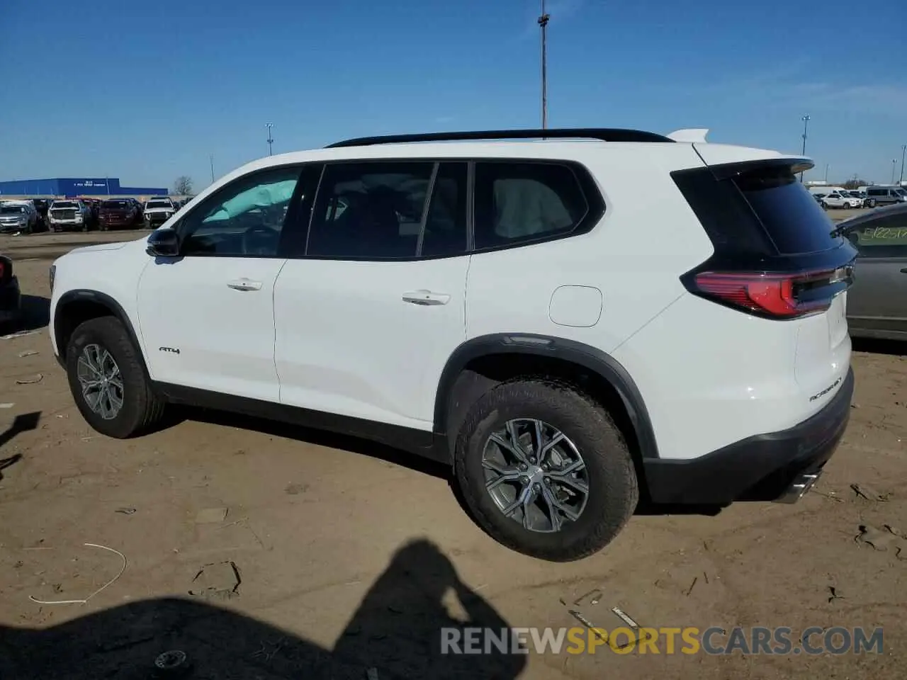 2 fotografías del automóvil dañado 1GKENPKS8RJ198708 GMC ACADIA 2024