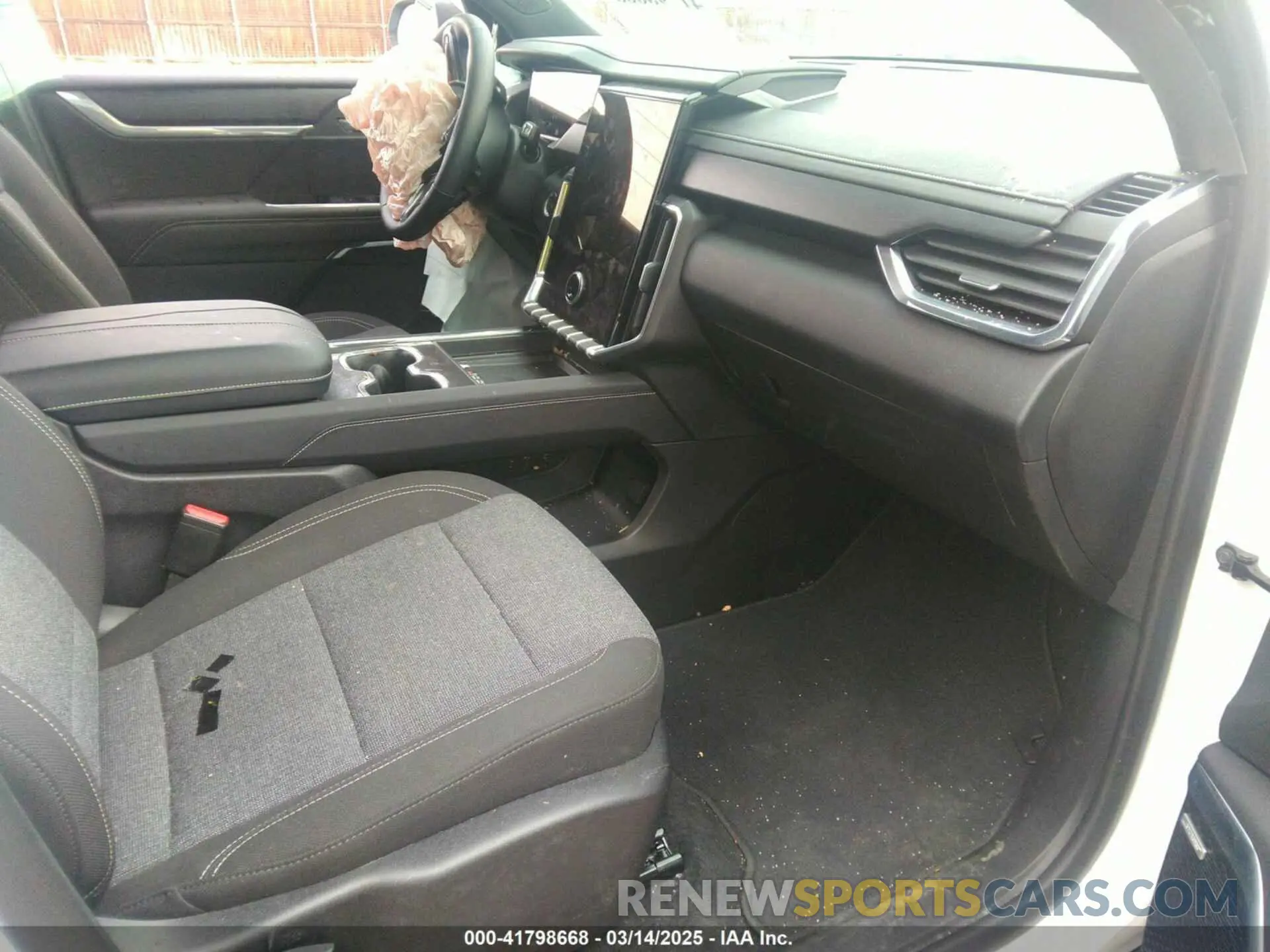 5 fotografías del automóvil dañado 1GKENKRS4SJ165168 GMC ACADIA 2025
