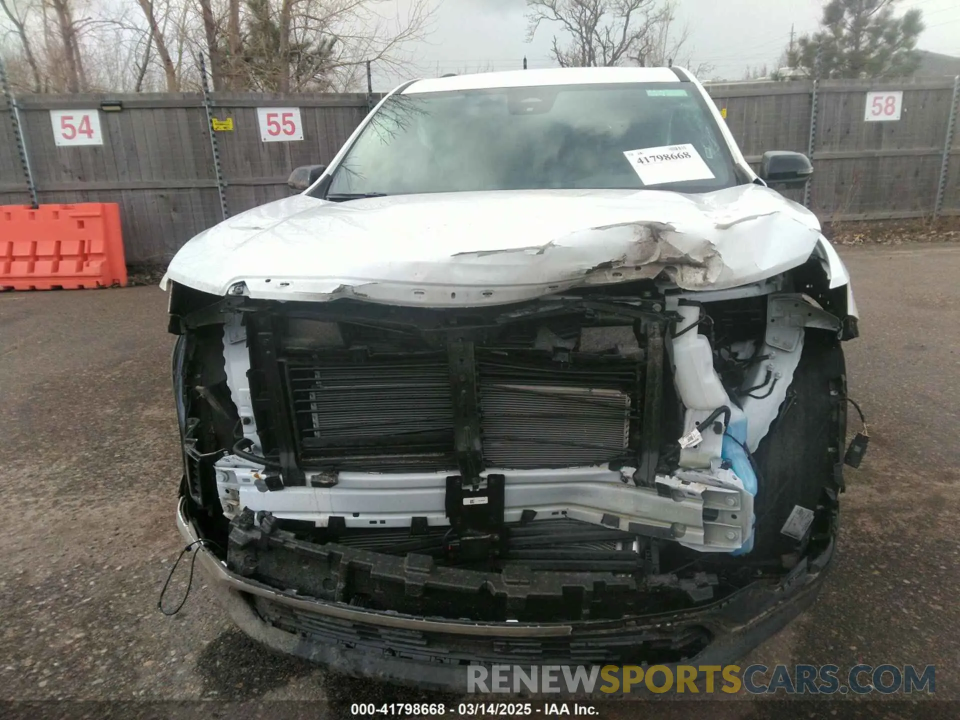 6 fotografías del automóvil dañado 1GKENKRS4SJ165168 GMC ACADIA 2025