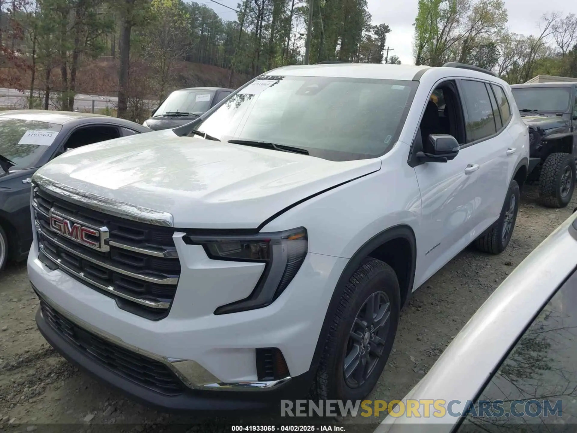 2 fotografías del automóvil dañado 1GKENKRS8SJ158370 GMC ACADIA 2025