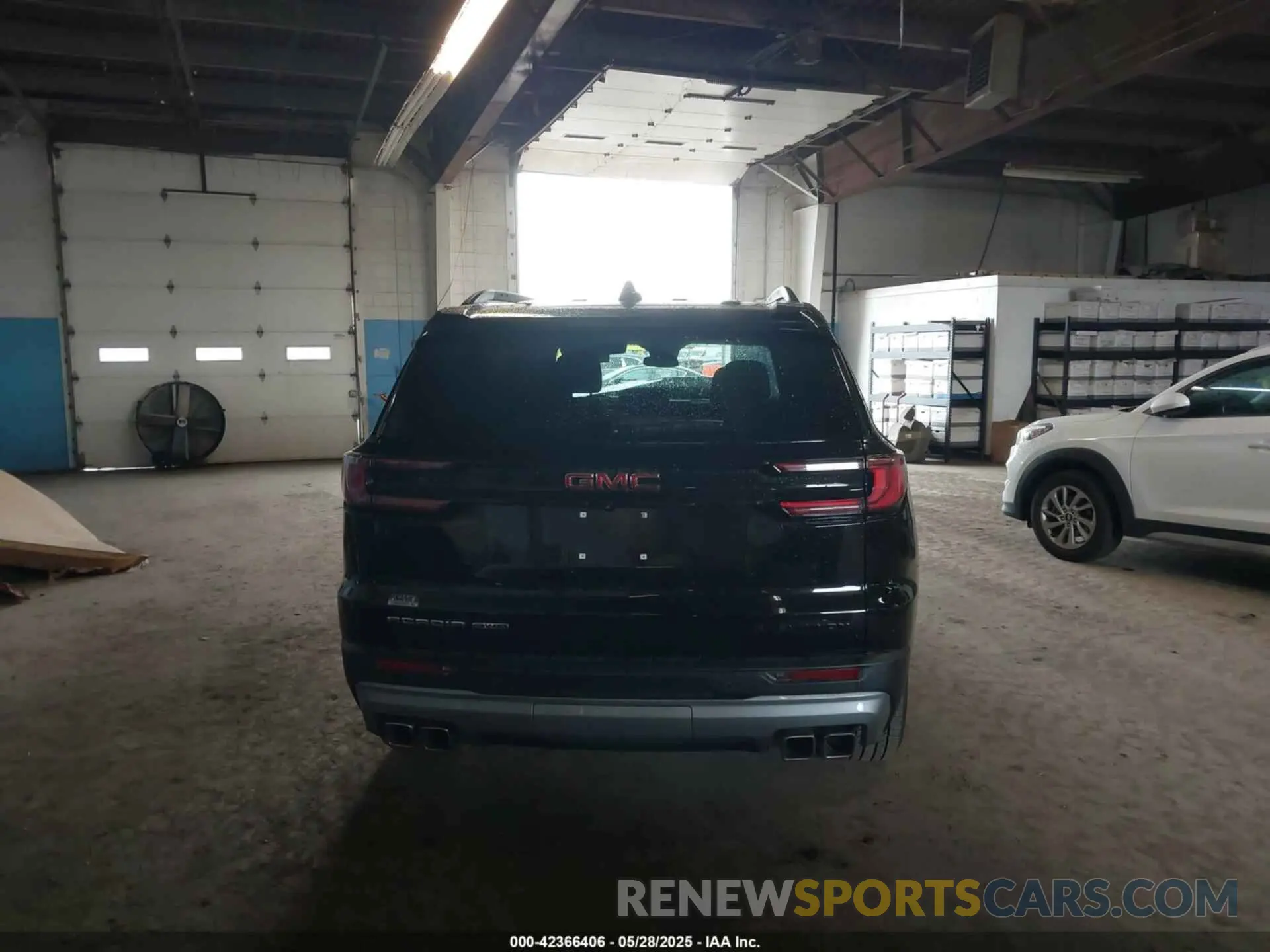 16 fotografías del automóvil dañado 1GKENNRS4SJ173076 GMC ACADIA 2025