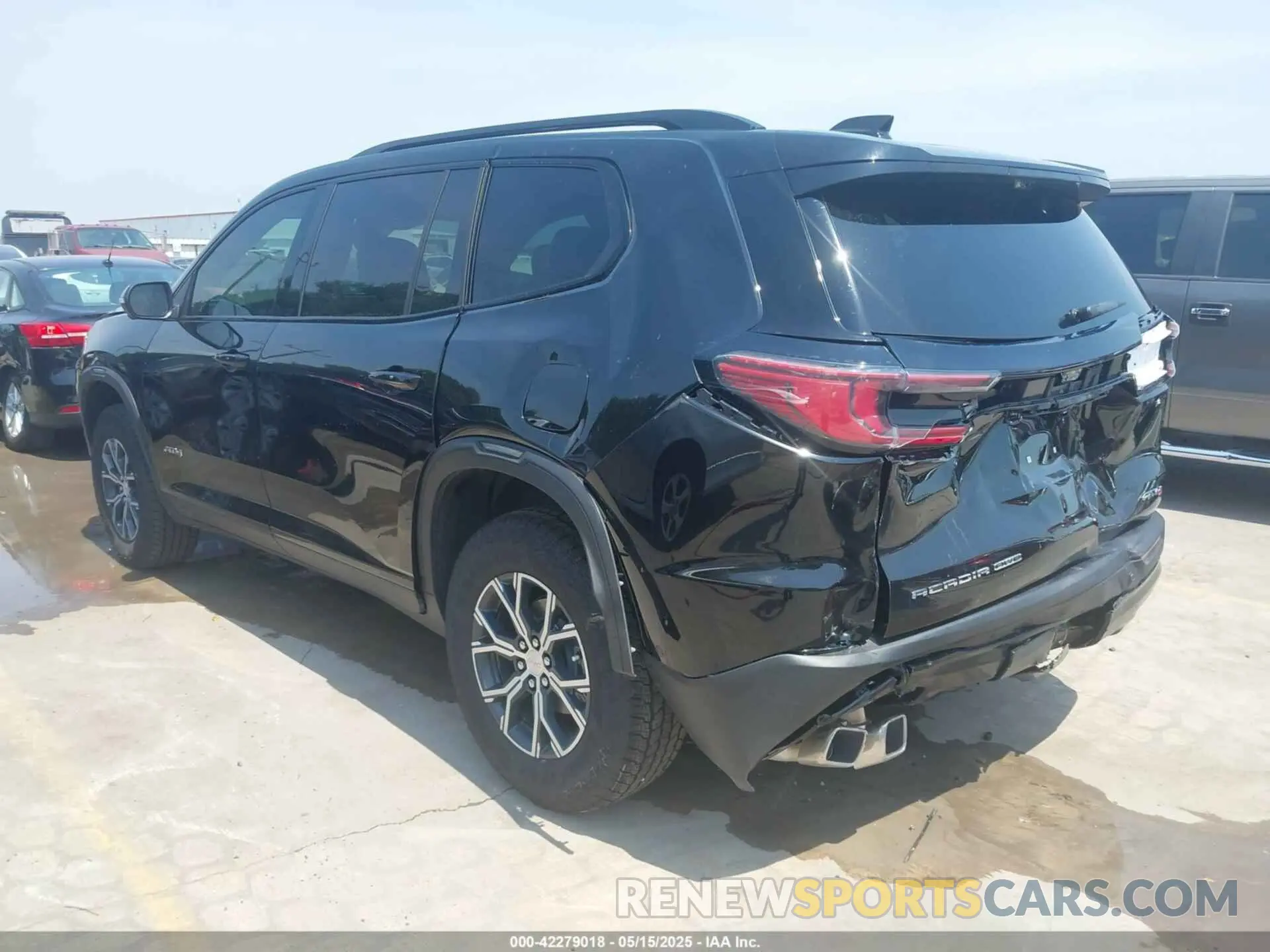 3 fotografías del automóvil dañado 1GKENPRS7SJ232231 GMC ACADIA 2025