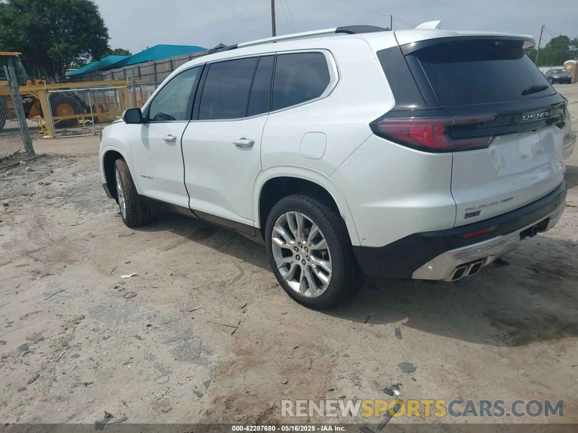 3 fotografías del automóvil dañado 1GKENRRS8SJ171550 GMC ACADIA 2025