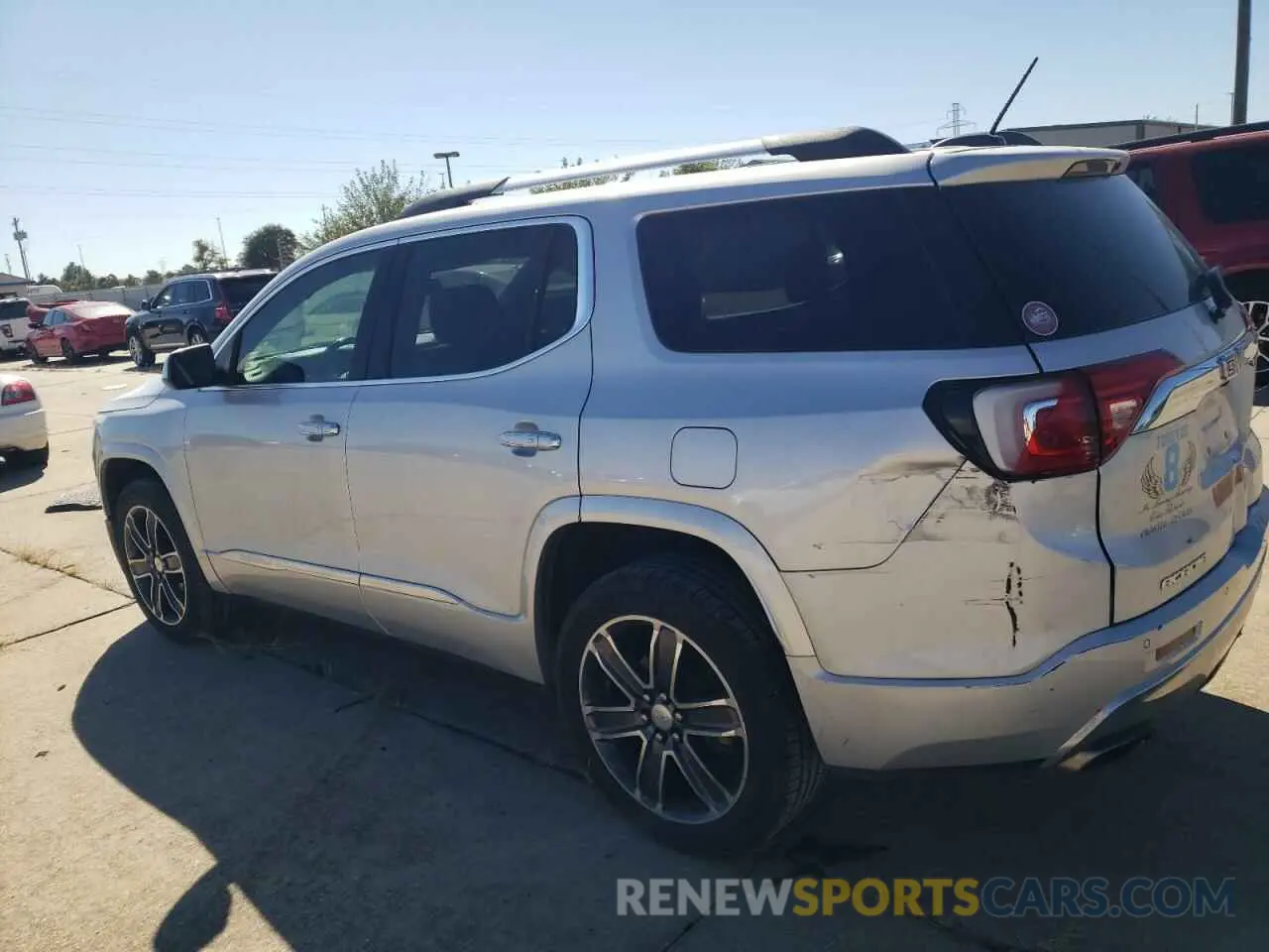 2 fotografías del automóvil dañado 1GKKNPLS2KZ106047 GMC ACADIA DEN 2019