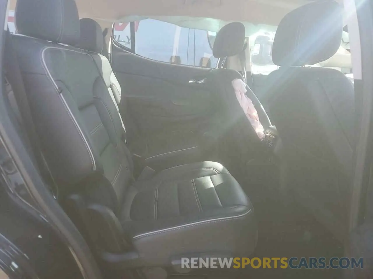 11 fotografías del automóvil dañado 1GKKNXL48PZ157447 GMC ACADIA DEN 2023