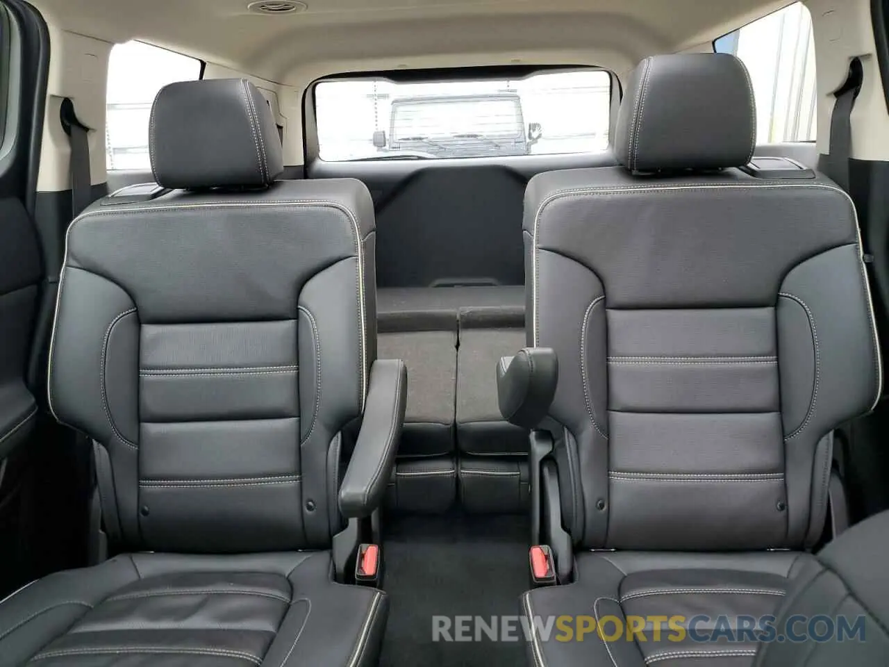 10 fotografías del automóvil dañado 1GKKNXLS5PZ139776 GMC ACADIA DEN 2023