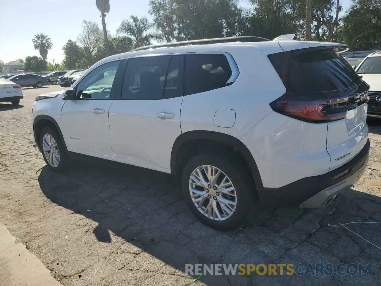 2 fotografías del automóvil dañado 1GKENKKS1RJ196656 GMC ACADIA UPL 2024