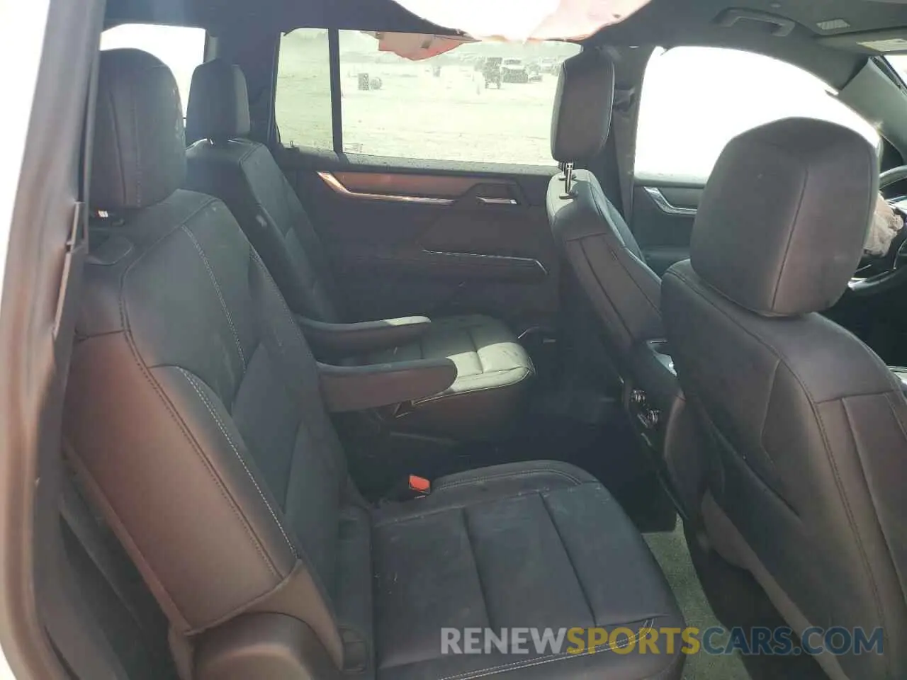 11 fotografías del automóvil dañado 1GKENNKS4RJ189444 GMC ACADIA UPL 2024