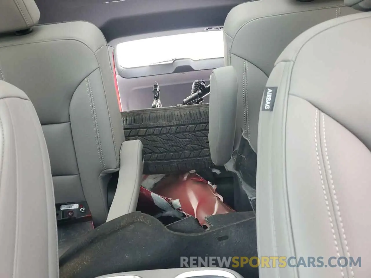 10 fotografías del automóvil dañado 1GKENNKSXRJ185012 GMC ACADIA UPL 2024