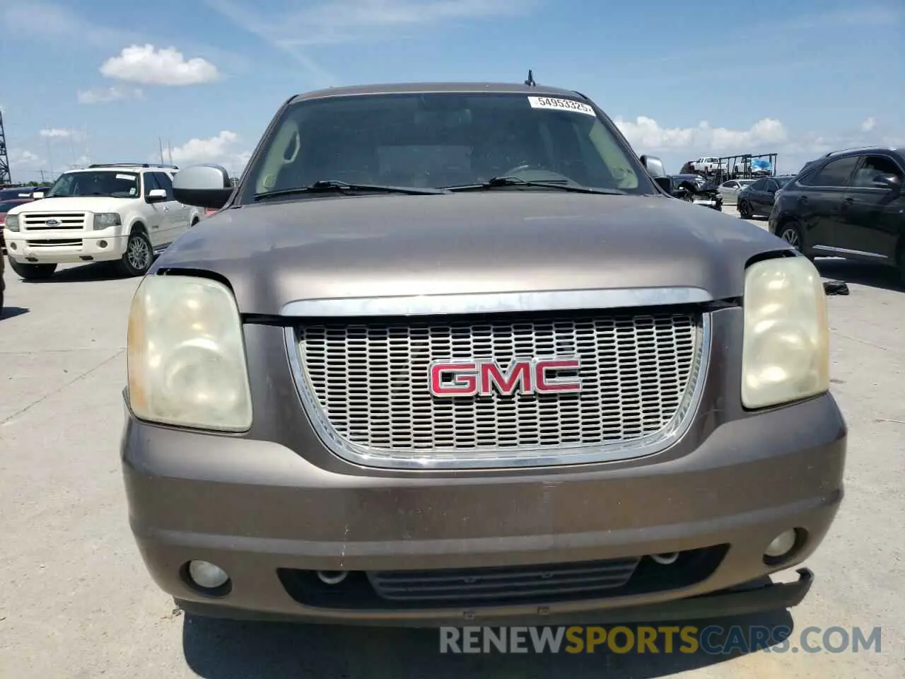 5 fotografías del automóvil dañado 1GKS1KE06BR130717 GMC All Models 2020