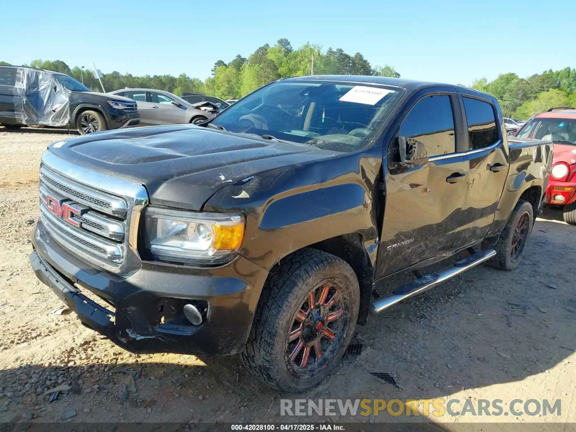 2 fotografías del automóvil dañado 1GTG5CEN0K1115698 GMC CANYON 2019