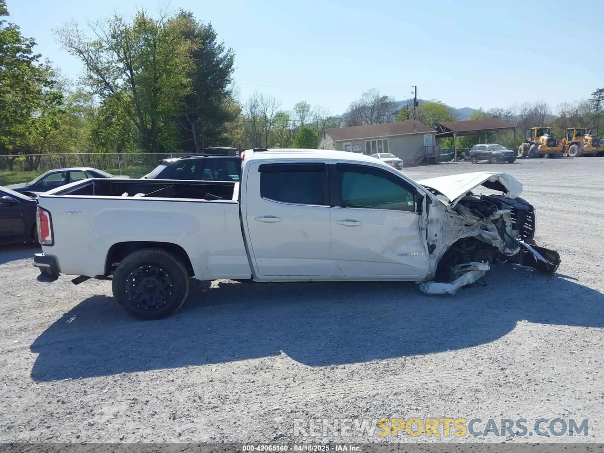 13 fotografías del automóvil dañado 1GTG6CEN0K1353094 GMC CANYON 2019