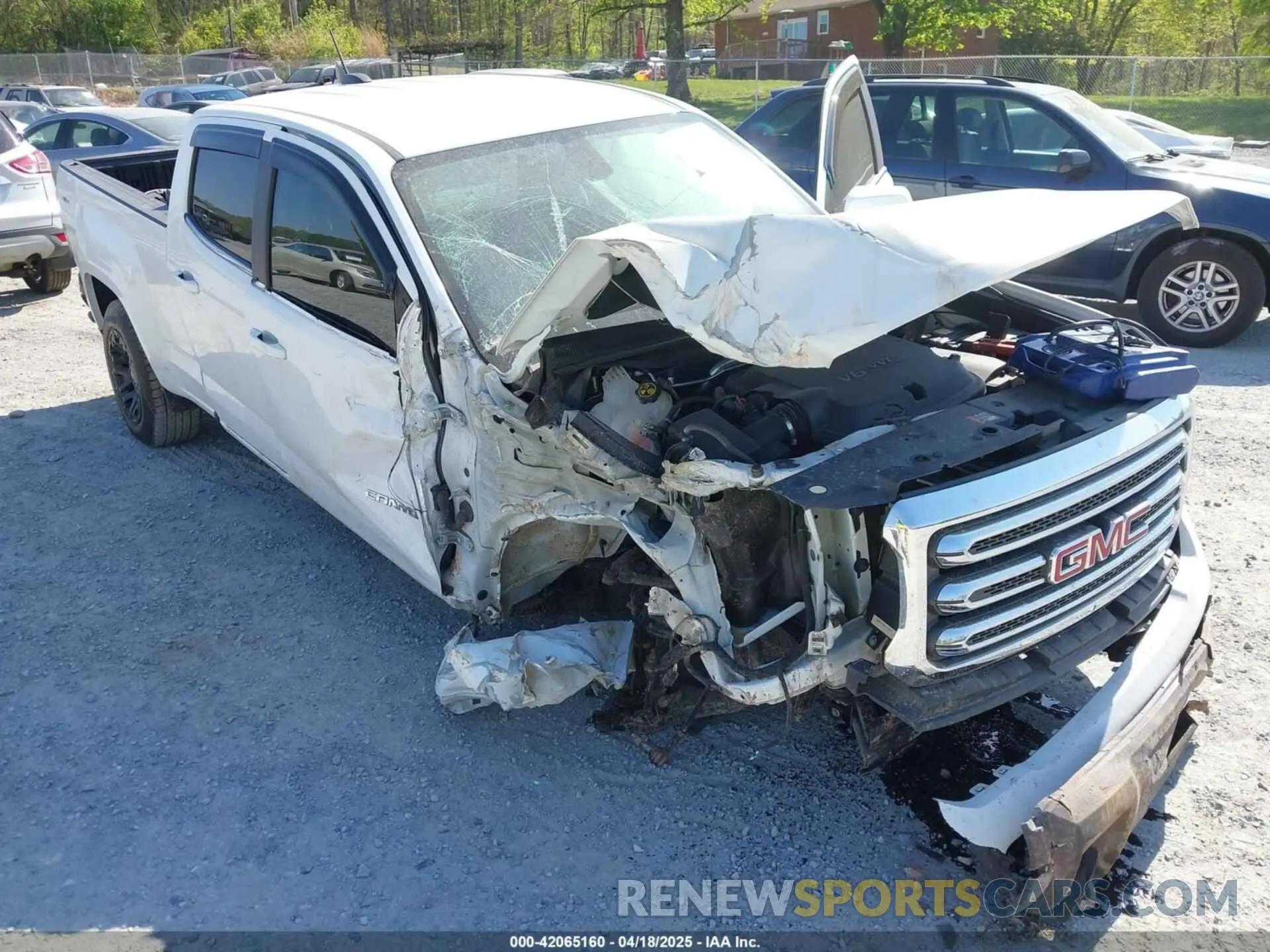 6 fotografías del automóvil dañado 1GTG6CEN0K1353094 GMC CANYON 2019