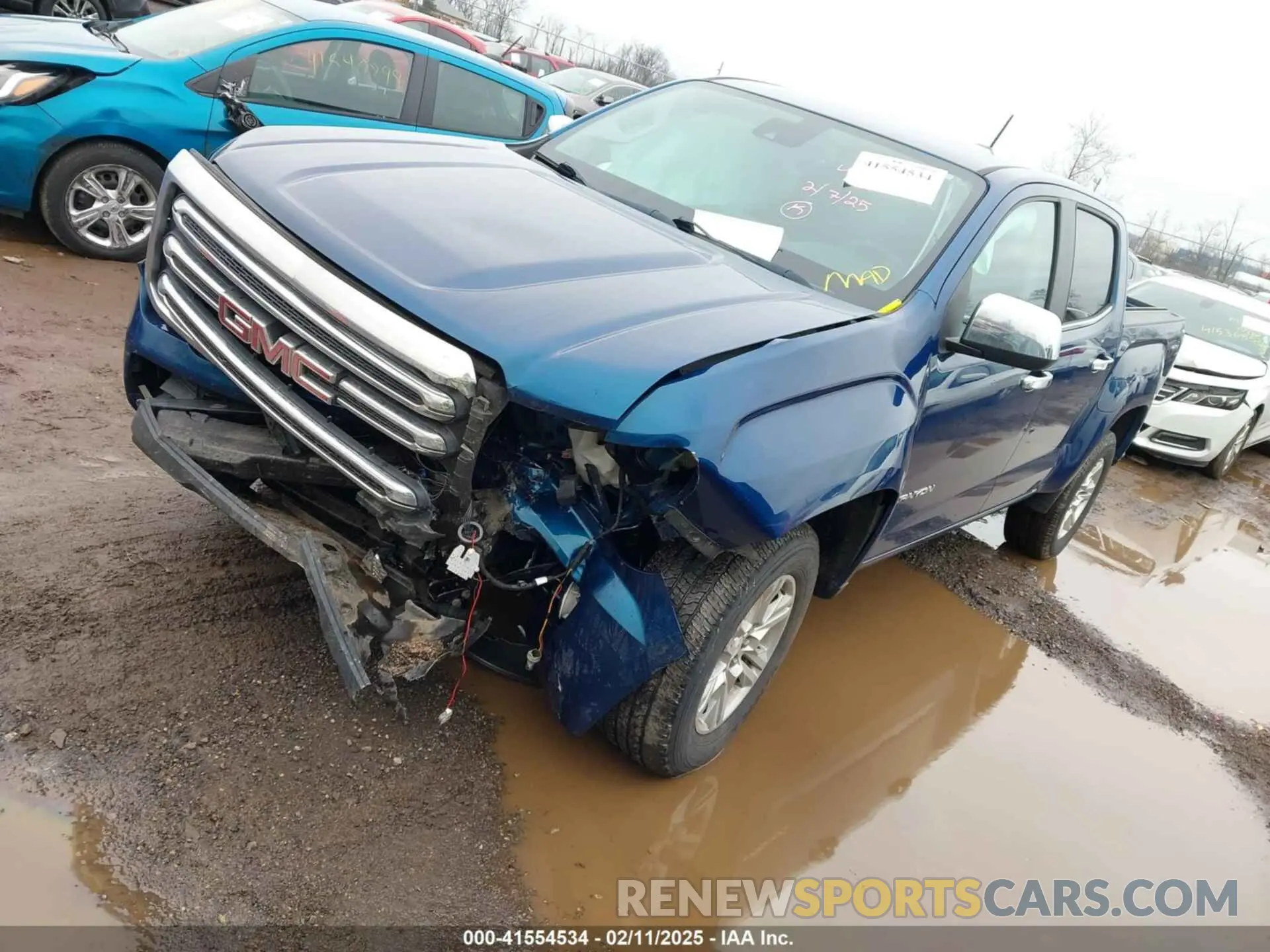 2 fotografías del automóvil dañado 1GTG6CEN2K1209224 GMC CANYON 2019