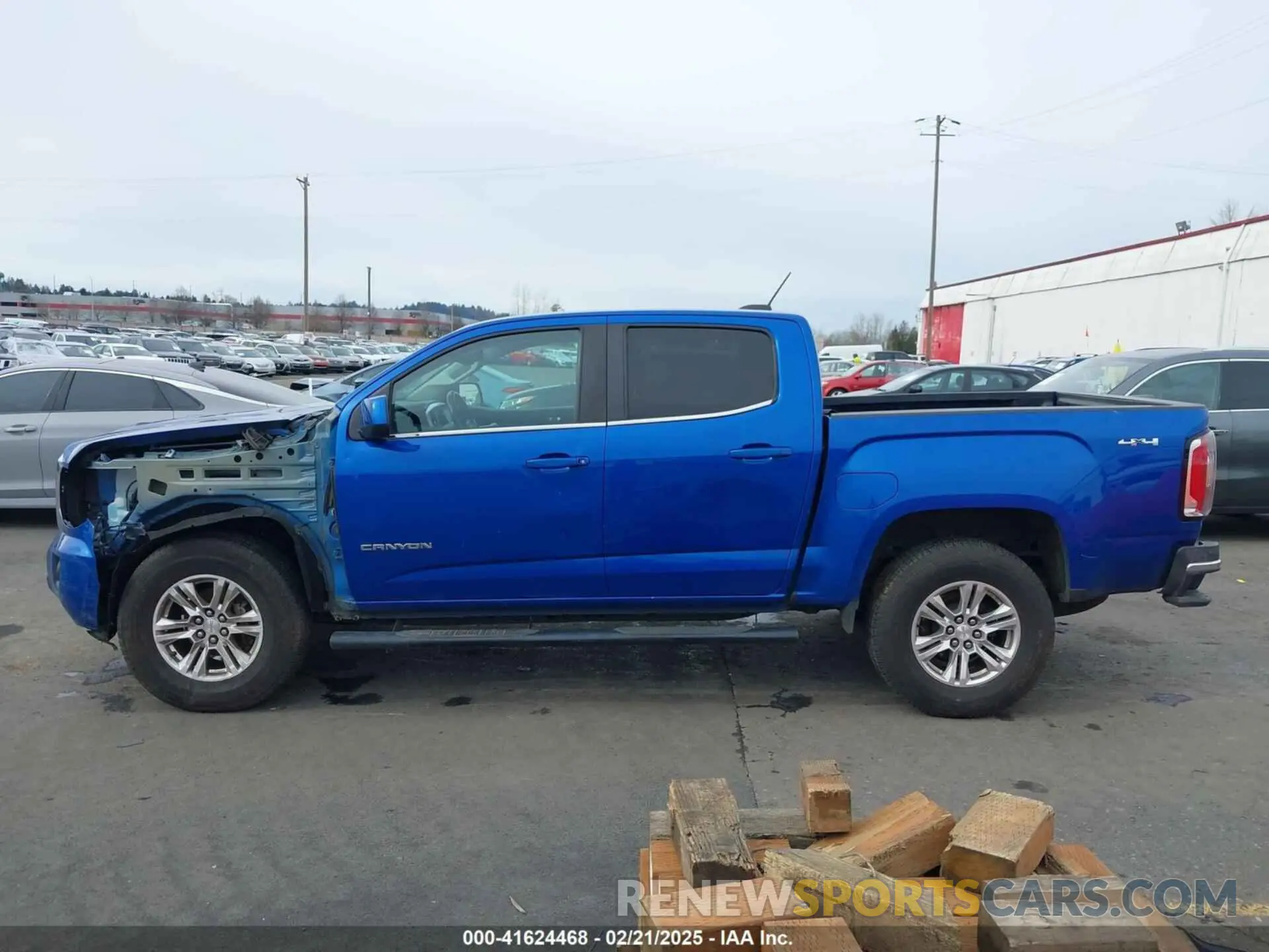 14 fotografías del automóvil dañado 1GTG6CEN6K1304918 GMC CANYON 2019