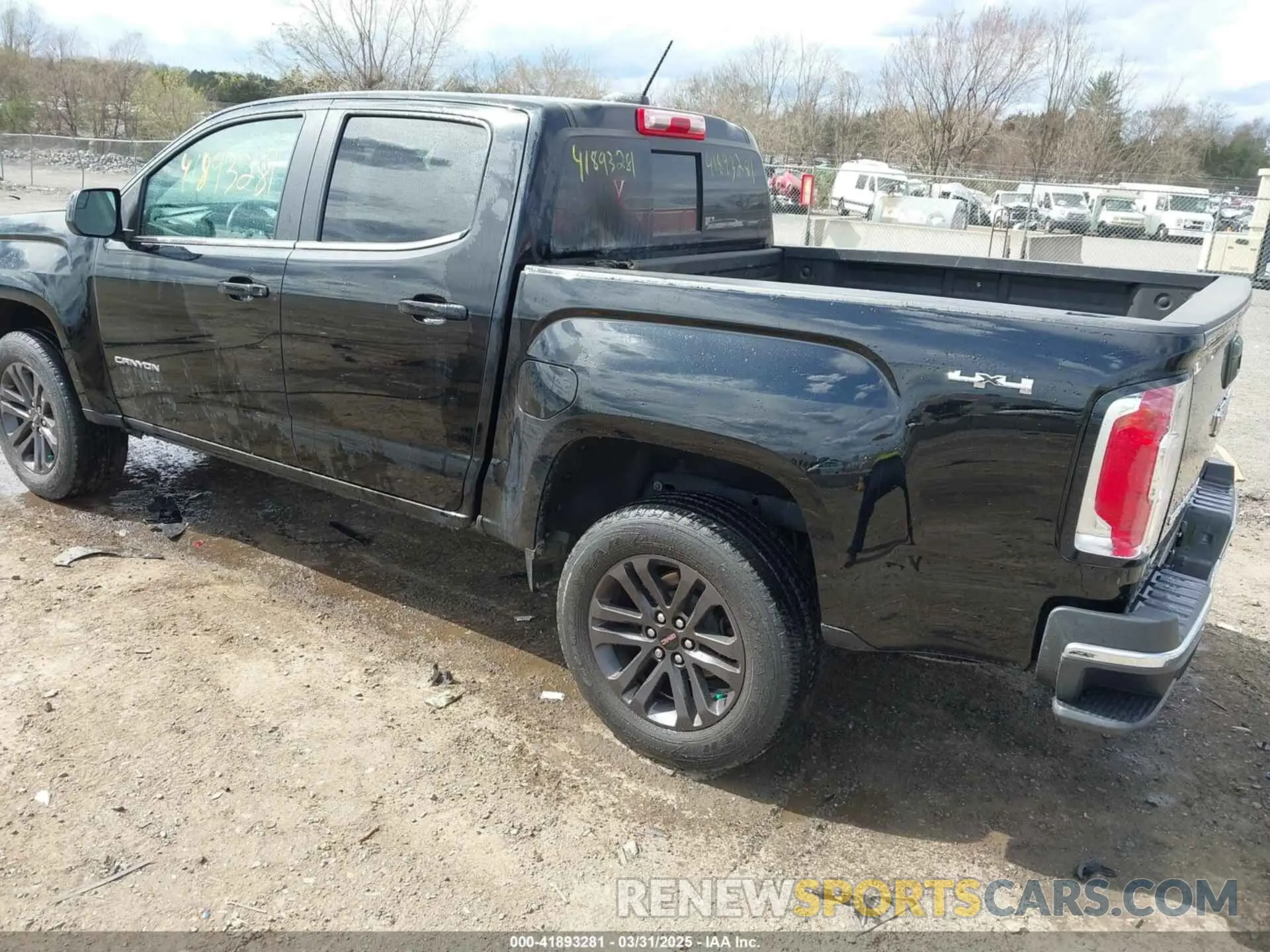 3 fotografías del automóvil dañado 1GTG6CEN6K1332802 GMC CANYON 2019