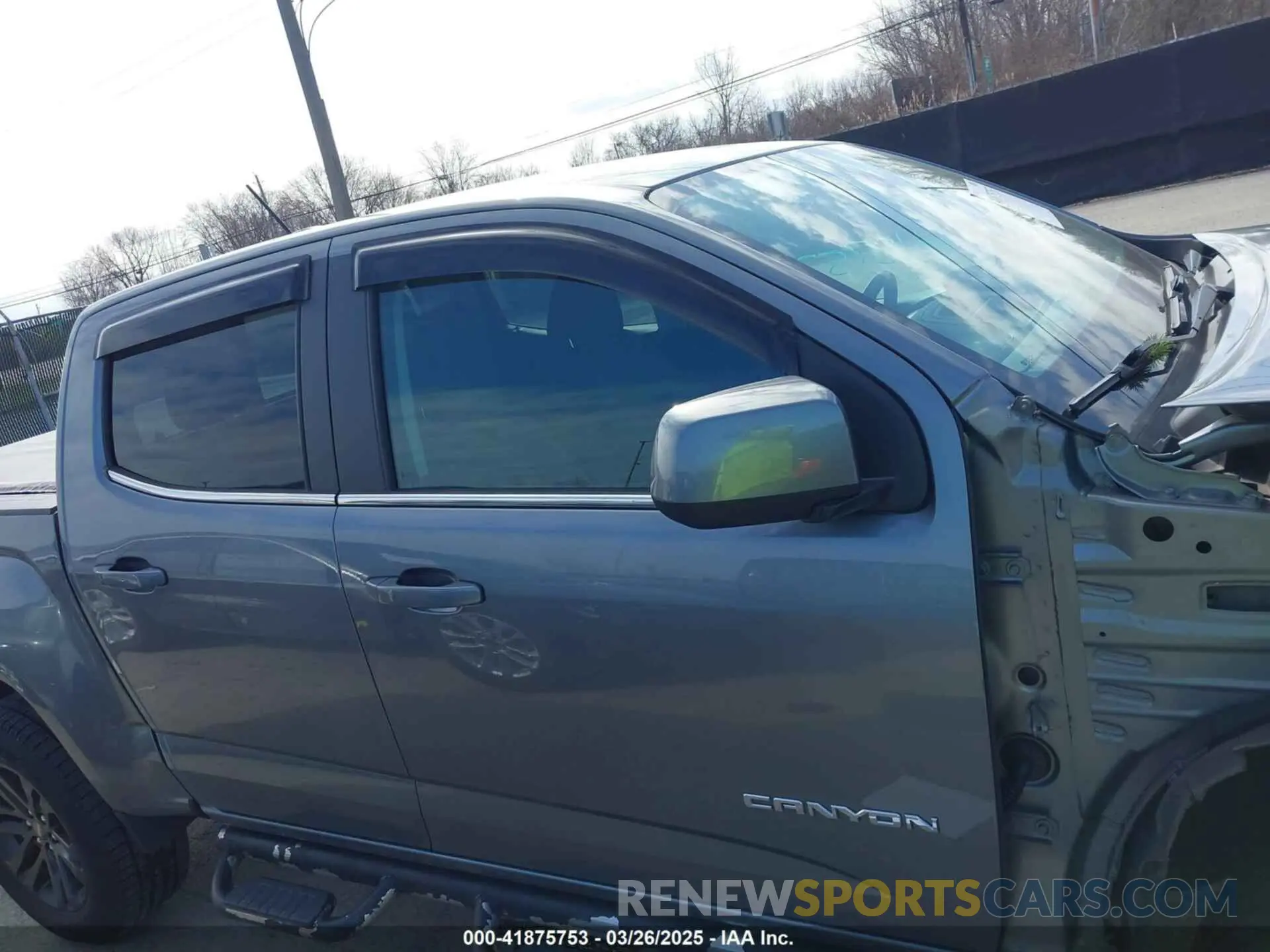 14 fotografías del automóvil dañado 1GTG6CEN6K1352824 GMC CANYON 2019