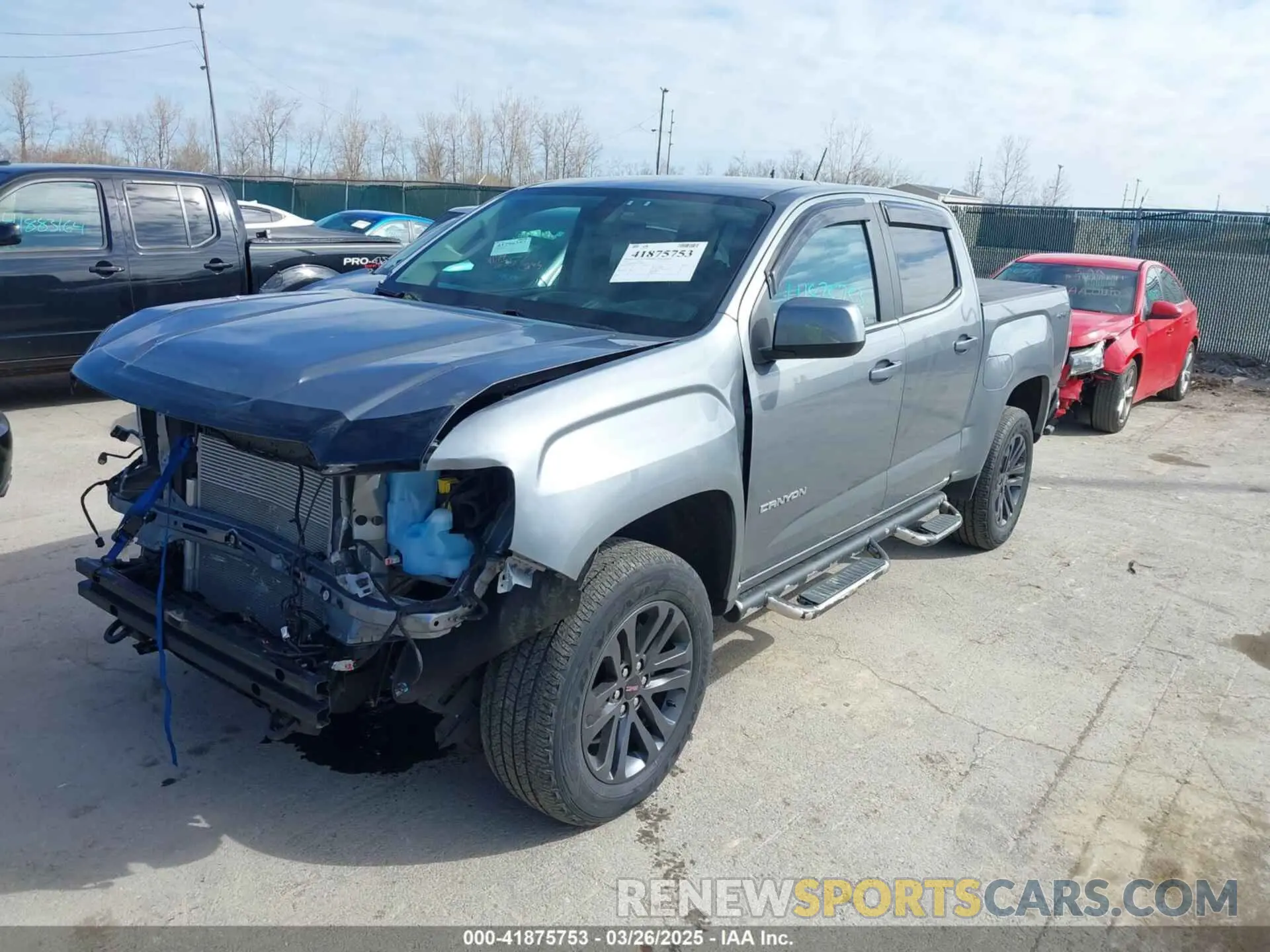 2 fotografías del automóvil dañado 1GTG6CEN6K1352824 GMC CANYON 2019