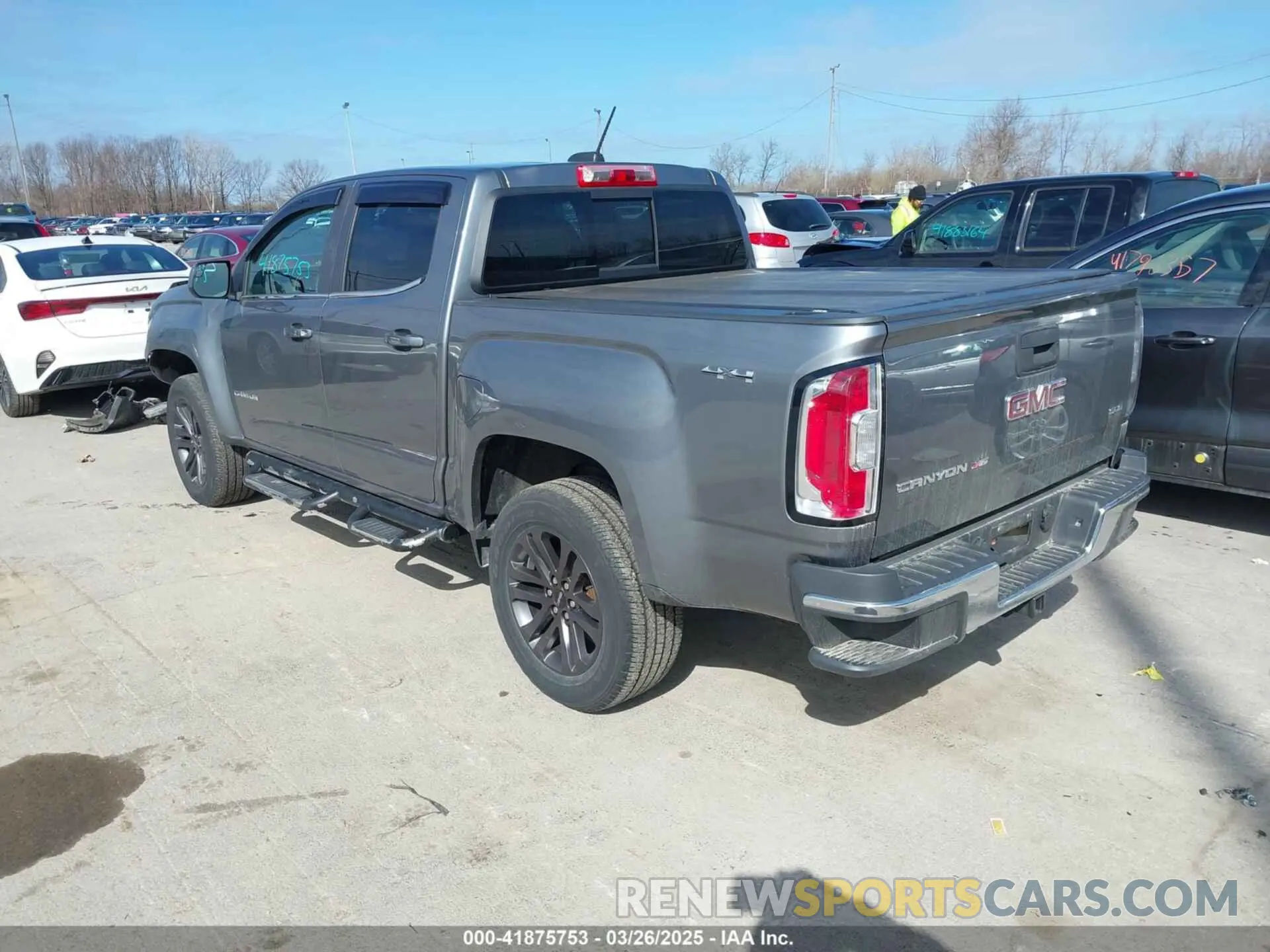 3 fotografías del automóvil dañado 1GTG6CEN6K1352824 GMC CANYON 2019