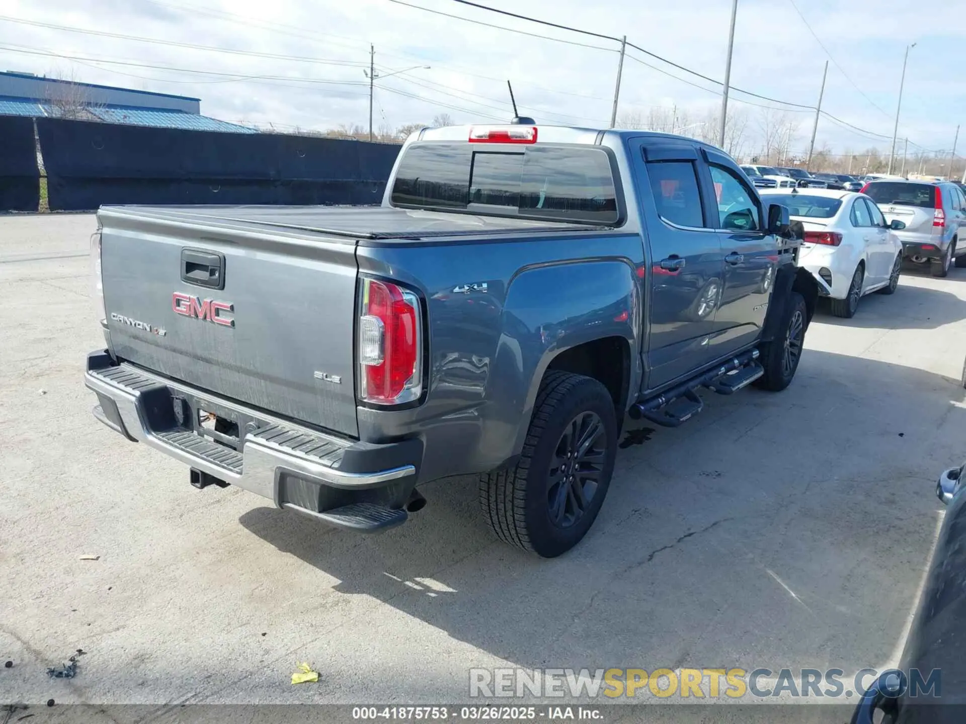 4 fotografías del automóvil dañado 1GTG6CEN6K1352824 GMC CANYON 2019