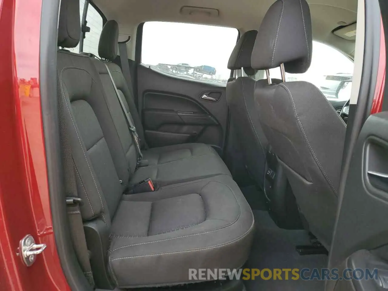 10 fotografías del automóvil dañado 1GTG6CEN7K1291886 GMC CANYON 2019