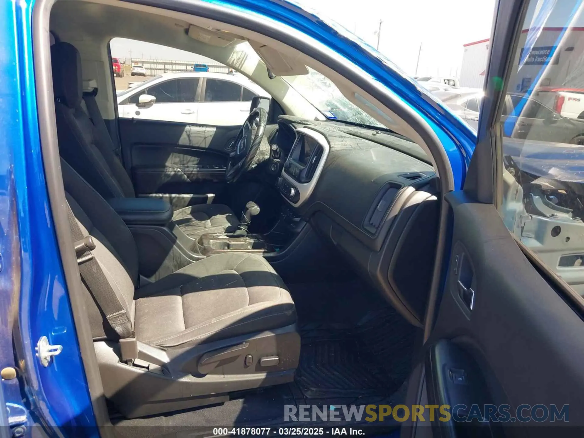 5 fotografías del automóvil dañado 1GTG6CENXK1222416 GMC CANYON 2019