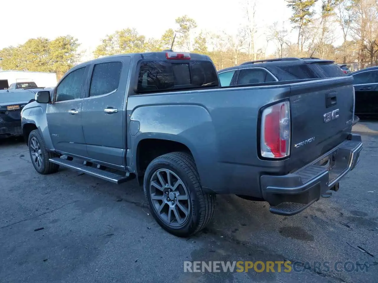 2 fotografías del automóvil dañado 1GTG6EEN4K1124204 GMC CANYON 2019