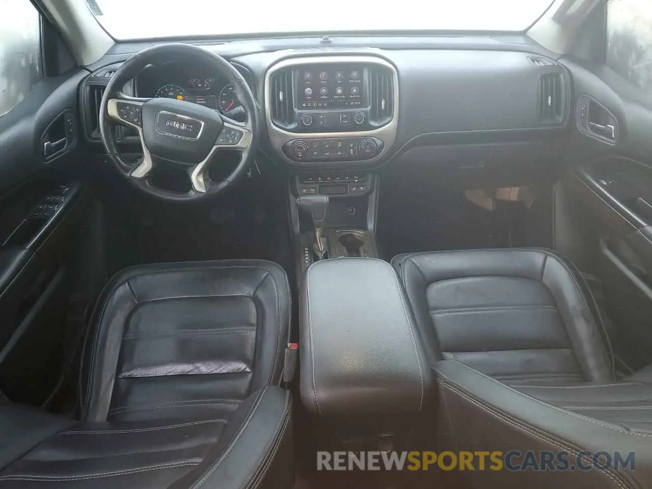 8 fotografías del automóvil dañado 1GTG6EEN4K1124204 GMC CANYON 2019