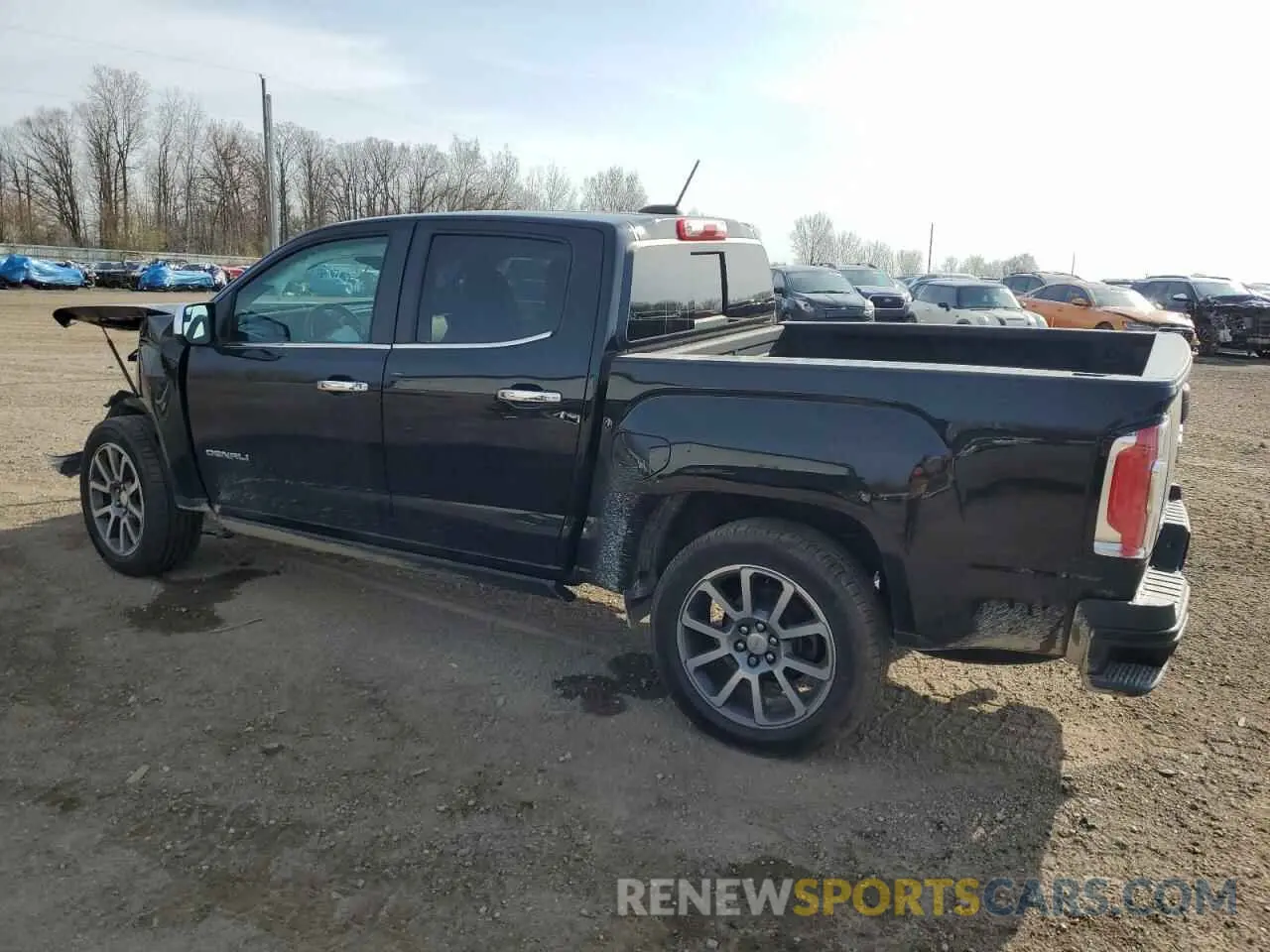 2 fotografías del automóvil dañado 1GTG6EEN4K1345592 GMC CANYON 2019