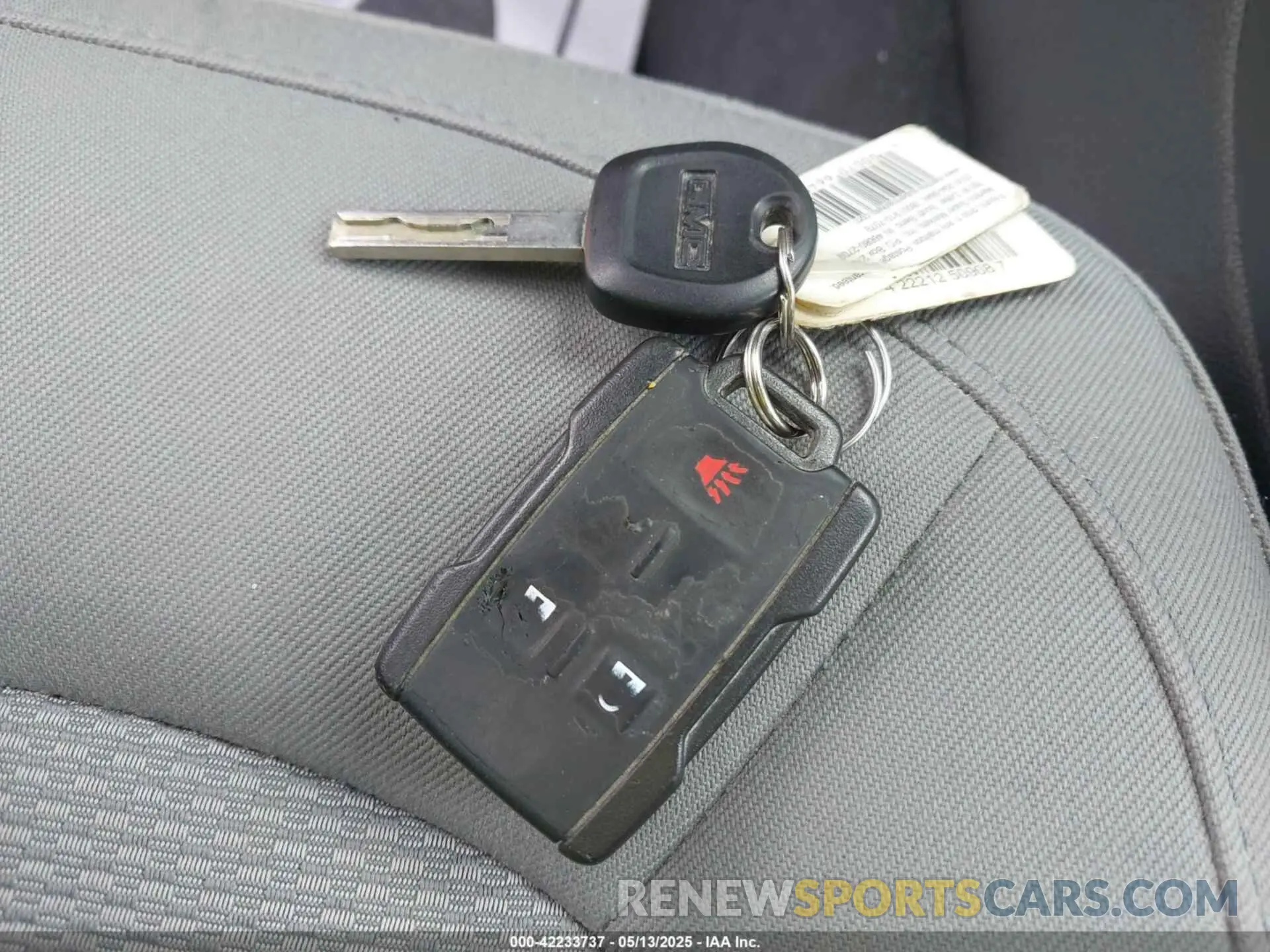 11 fotografías del automóvil dañado 1GTH5BEN6K1295820 GMC CANYON 2019