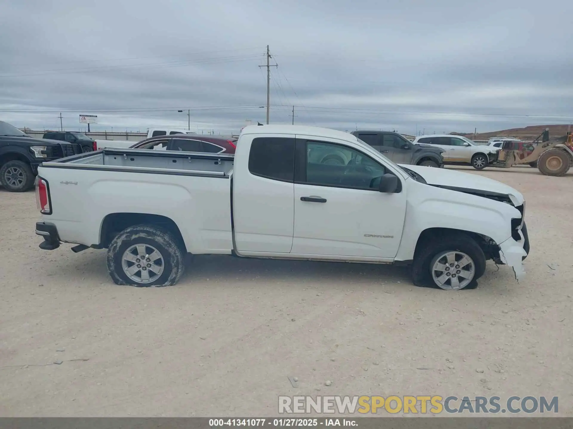 13 fotografías del automóvil dañado 1GTH6BEN7K1339210 GMC CANYON 2019