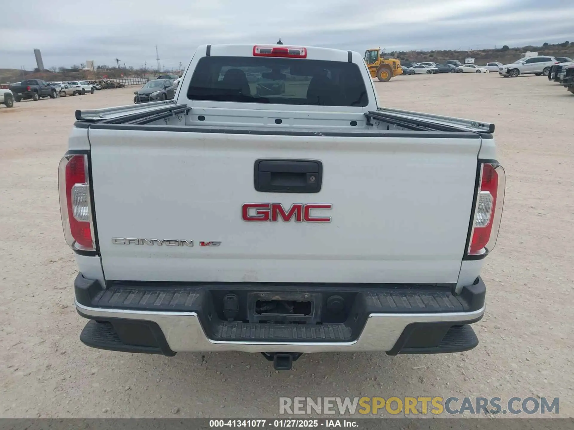 16 fotografías del automóvil dañado 1GTH6BEN7K1339210 GMC CANYON 2019