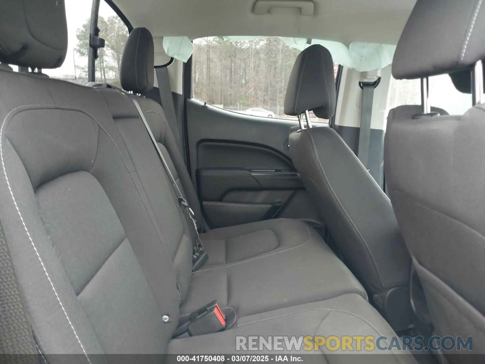 8 fotografías del automóvil dañado 1GTG5CEN1L1228903 GMC CANYON 2020
