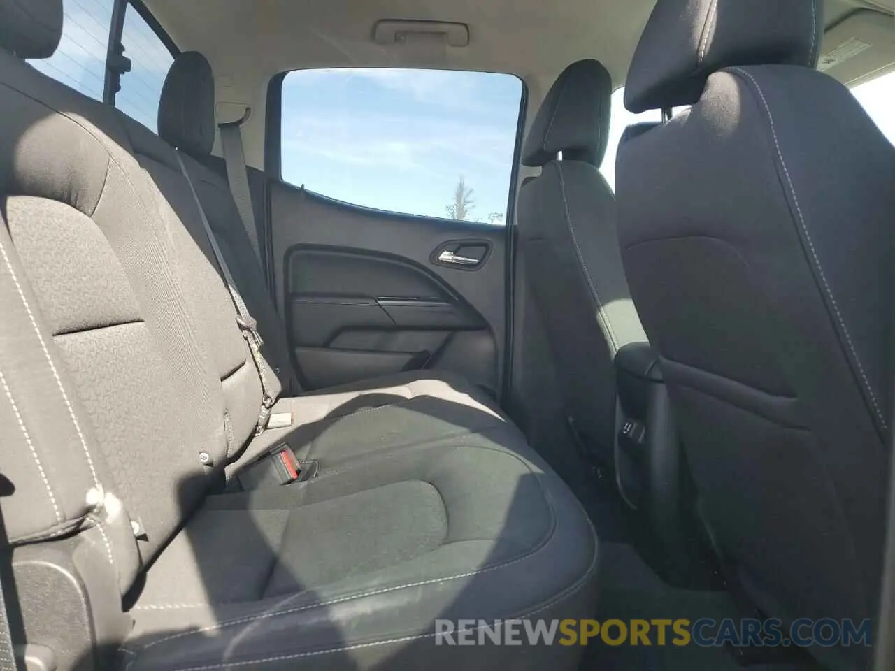 10 fotografías del automóvil dañado 1GTG5CEN8L1180252 GMC CANYON 2020