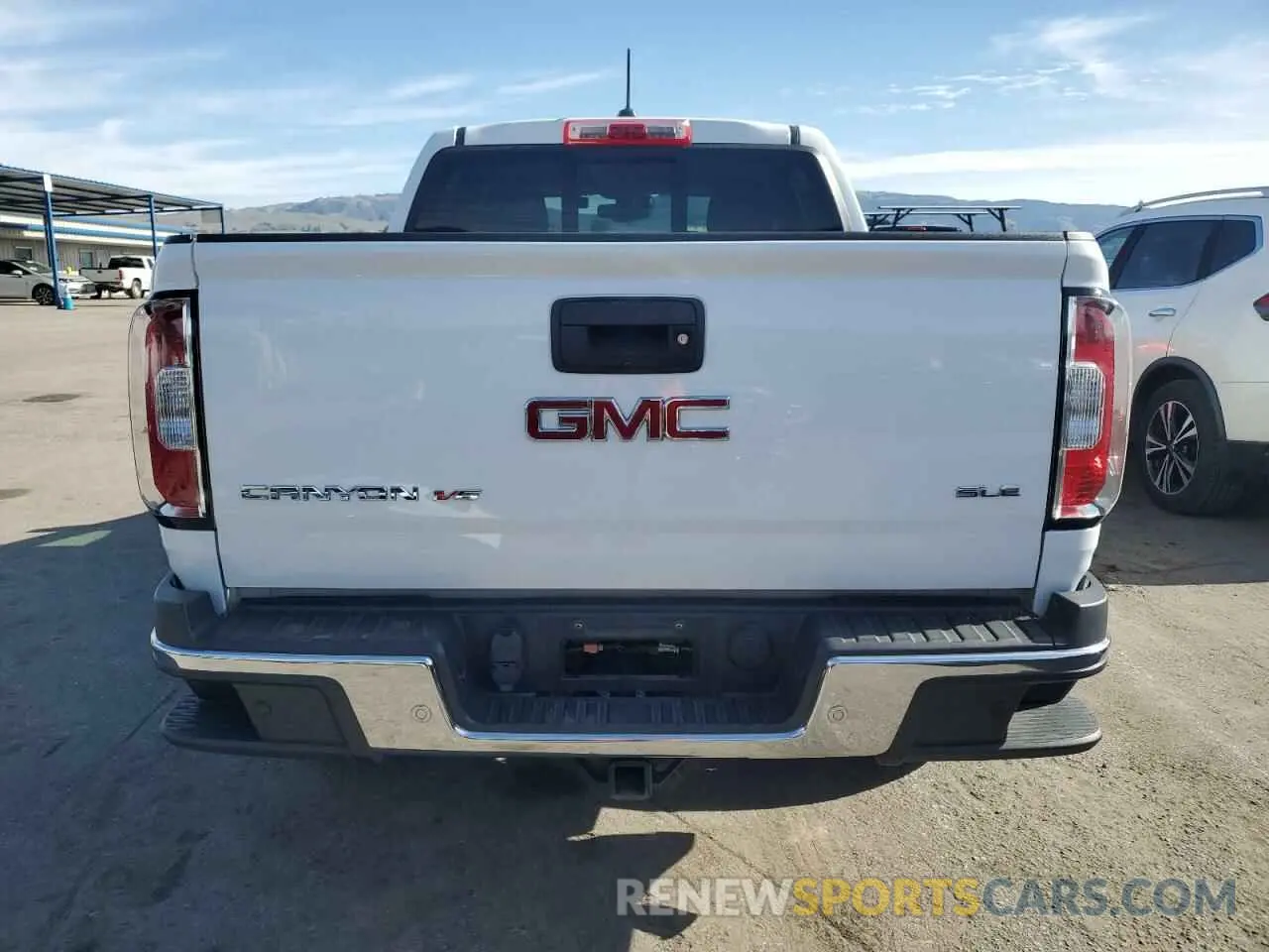 6 fotografías del automóvil dañado 1GTG5CEN8L1180252 GMC CANYON 2020