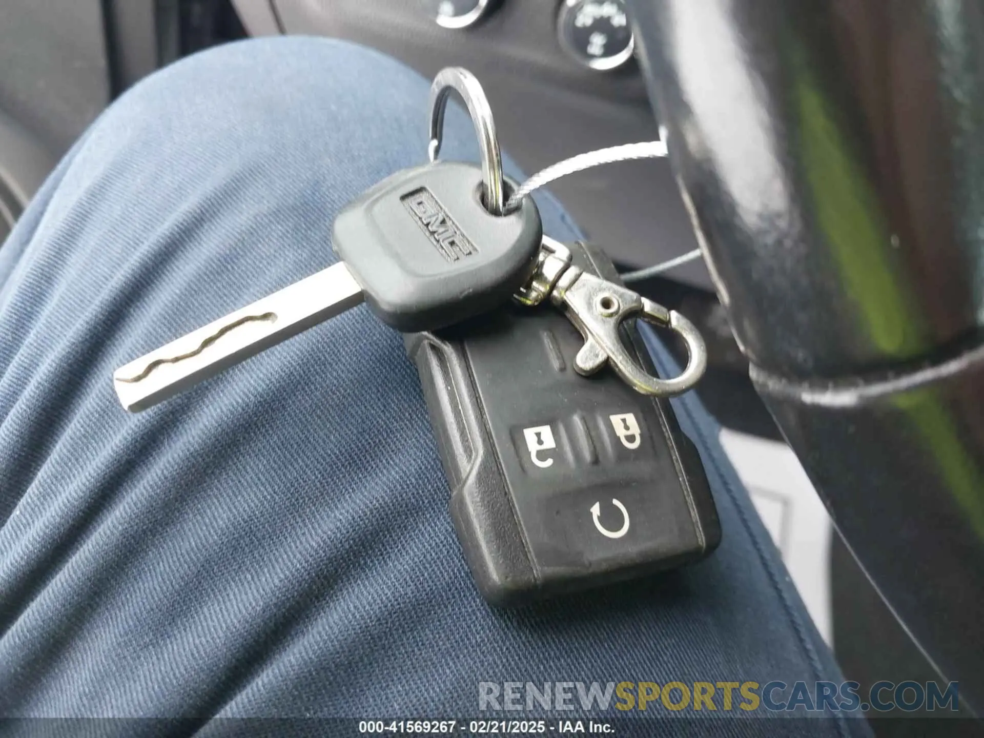 11 fotografías del automóvil dañado 1GTG6CEN9L1141277 GMC CANYON 2020