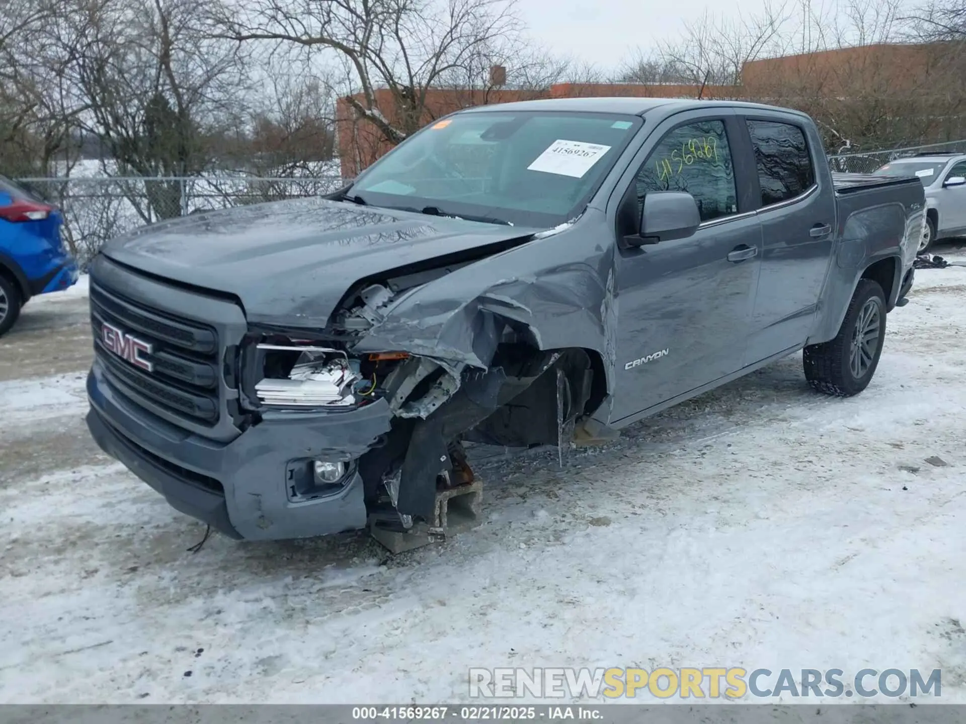 2 fotografías del automóvil dañado 1GTG6CEN9L1141277 GMC CANYON 2020