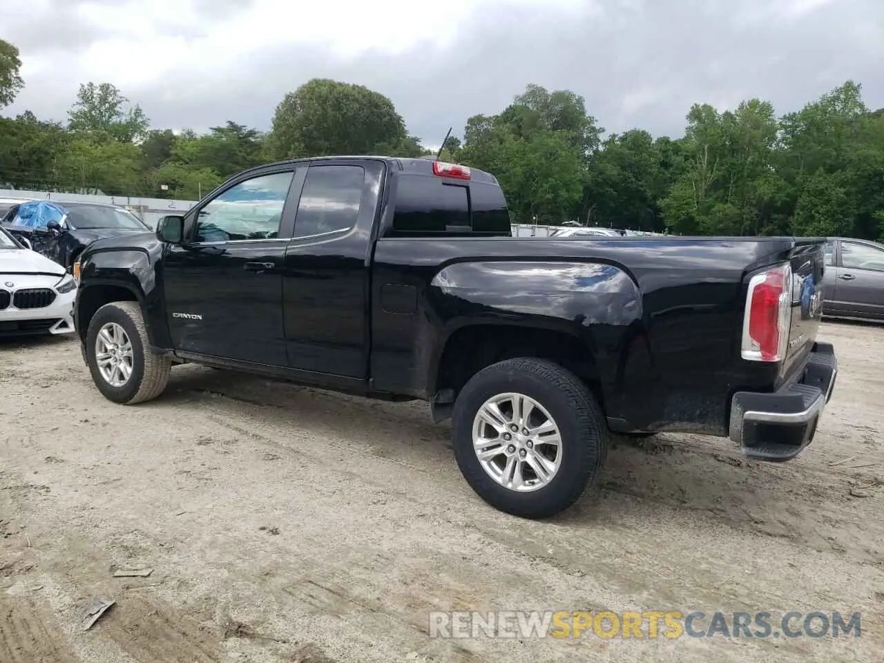 2 fotografías del automóvil dañado 1GTH5CEA9L1175742 GMC CANYON 2020
