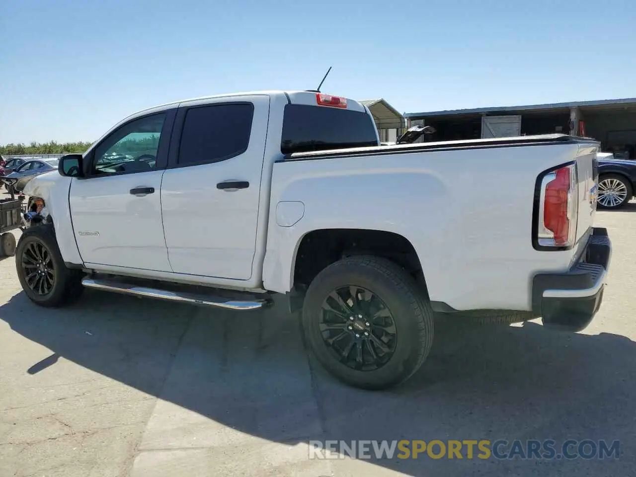 2 fotografías del automóvil dañado 1GTG5BEN1M1199057 GMC CANYON 2021